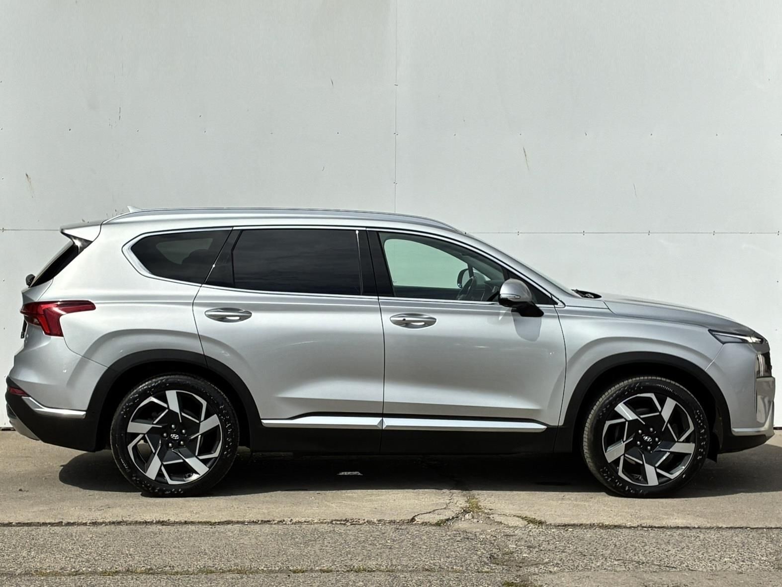 Hyundai Santa Fe, 2.2 CRDI AWD 8DCT Premium - fotka 3