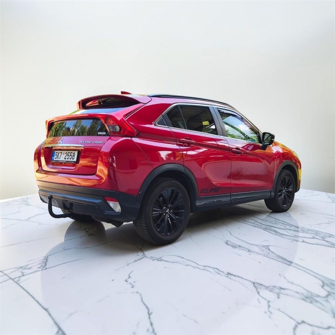 Mitsubishi Eclipse Cross, 2.2 DI-D 4x4, A/T - fotka 5