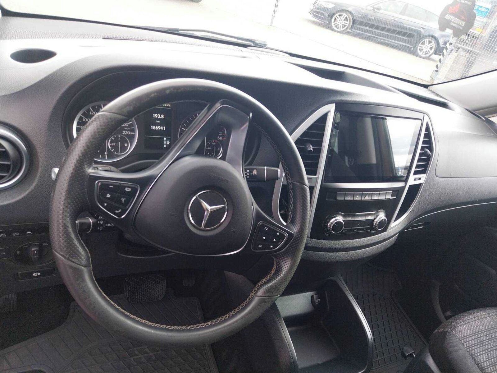 Mercedes-Benz Vito, 119 CDI 4x4, Bus, 8Míst, Klima - fotka 3