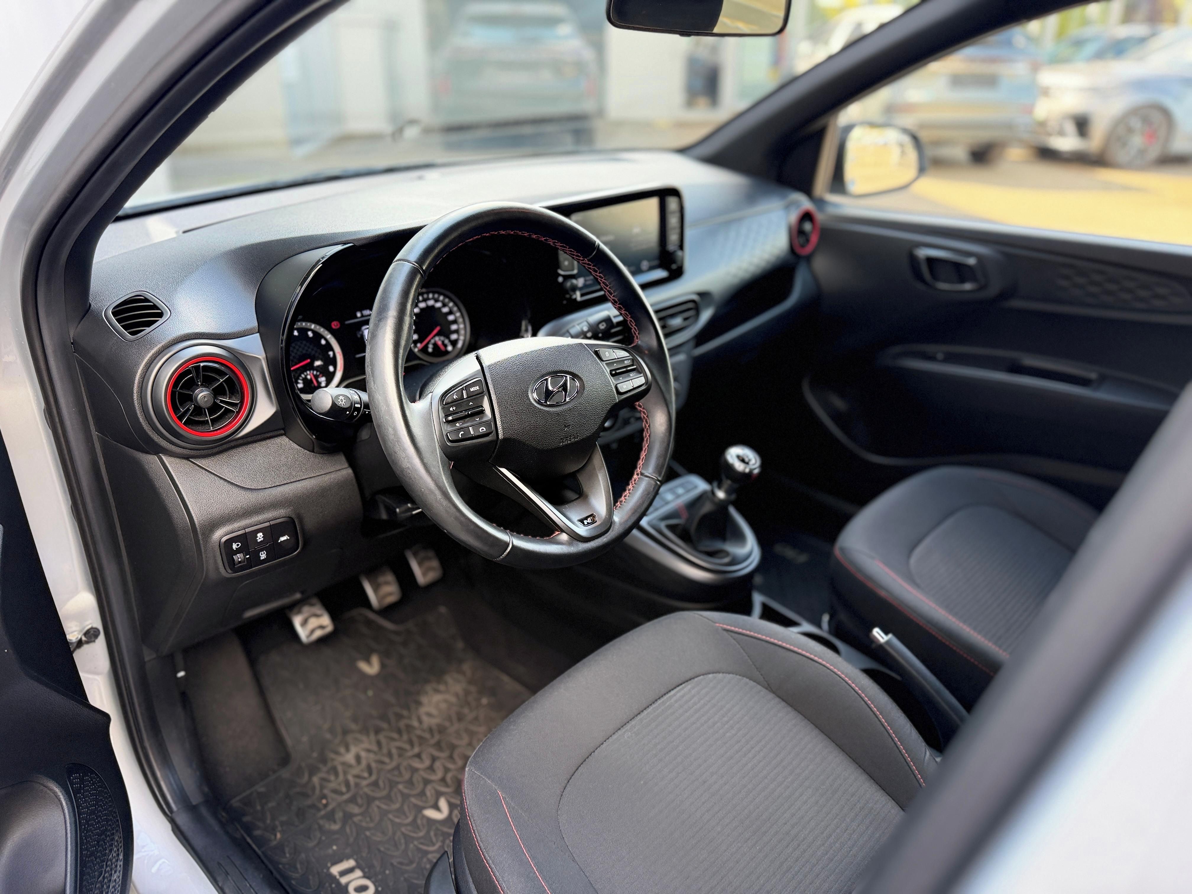 Hyundai i10, 1.2 62 kW N-LINE 20tis km - fotka 6
