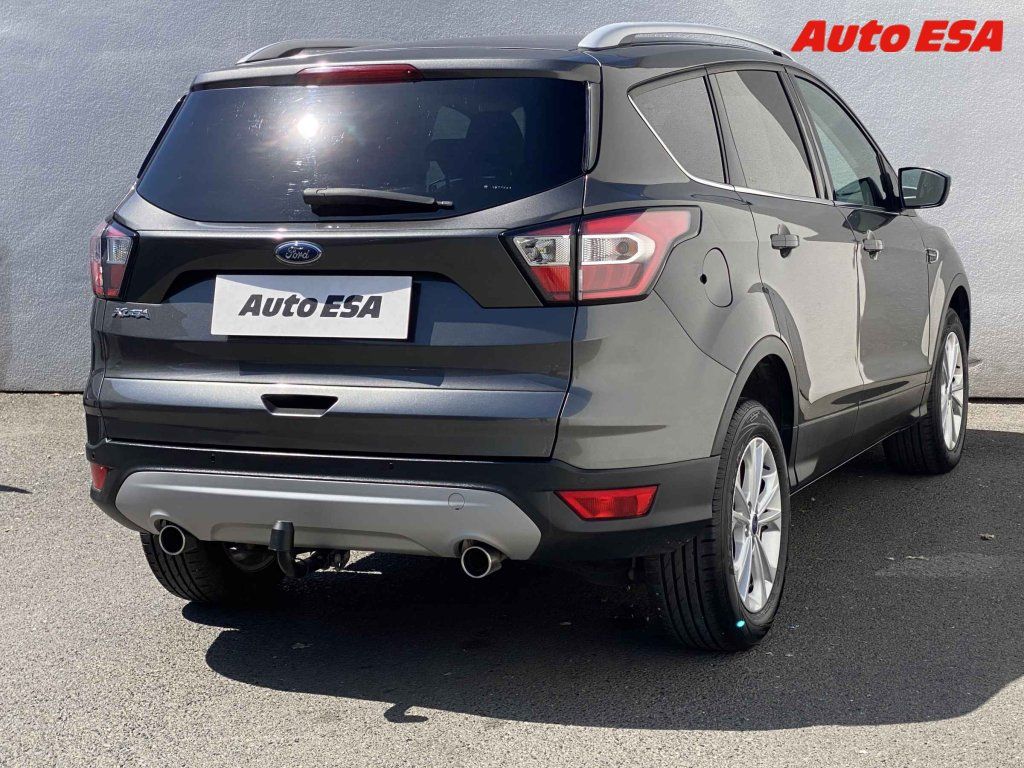 Ford Kuga, 2.0 TDCi,navi - fotka 4