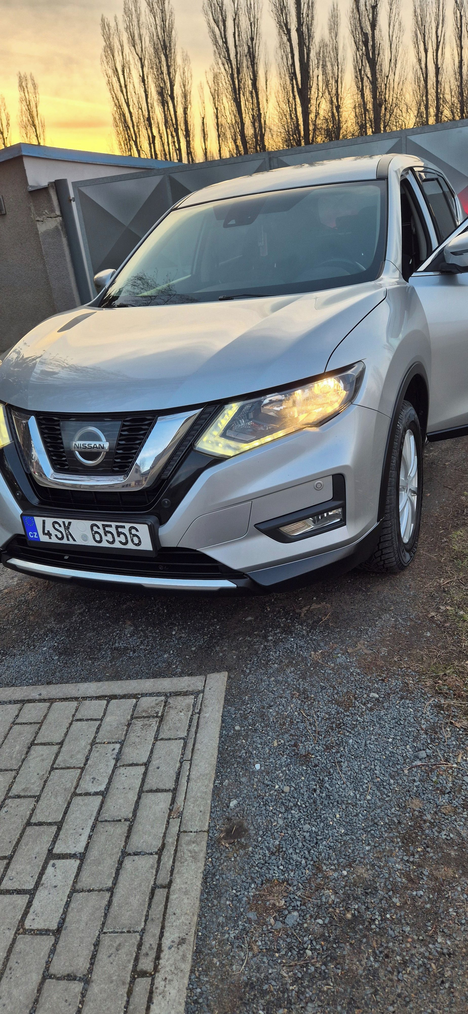 Nissan X-Trail, 2.0dci - fotka 5