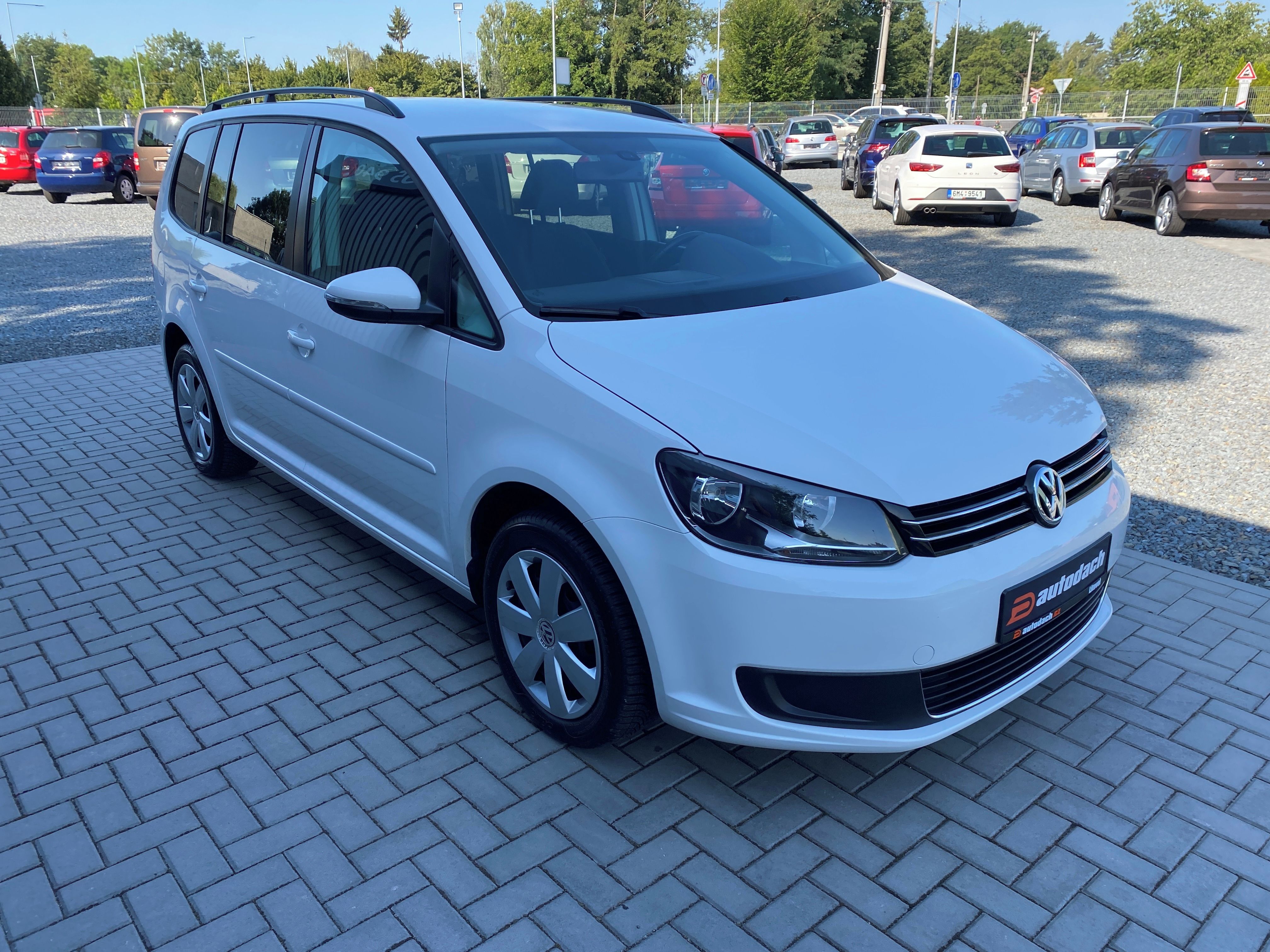 Volkswagen Touran, 1.2 TSI 77kW - KLIMATIZACE-PDC - fotka 6
