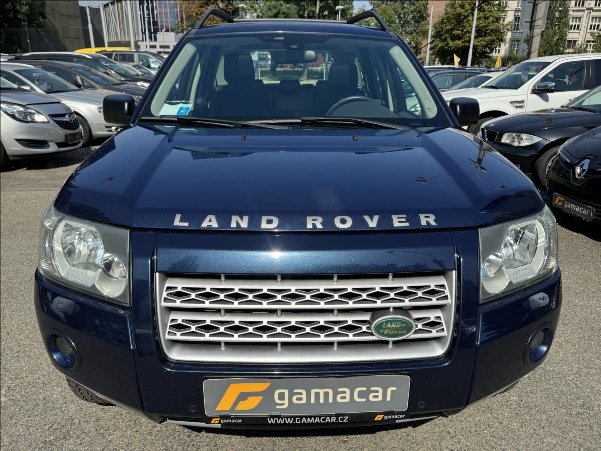 Land Rover Freelander, 2,2 krasný stav