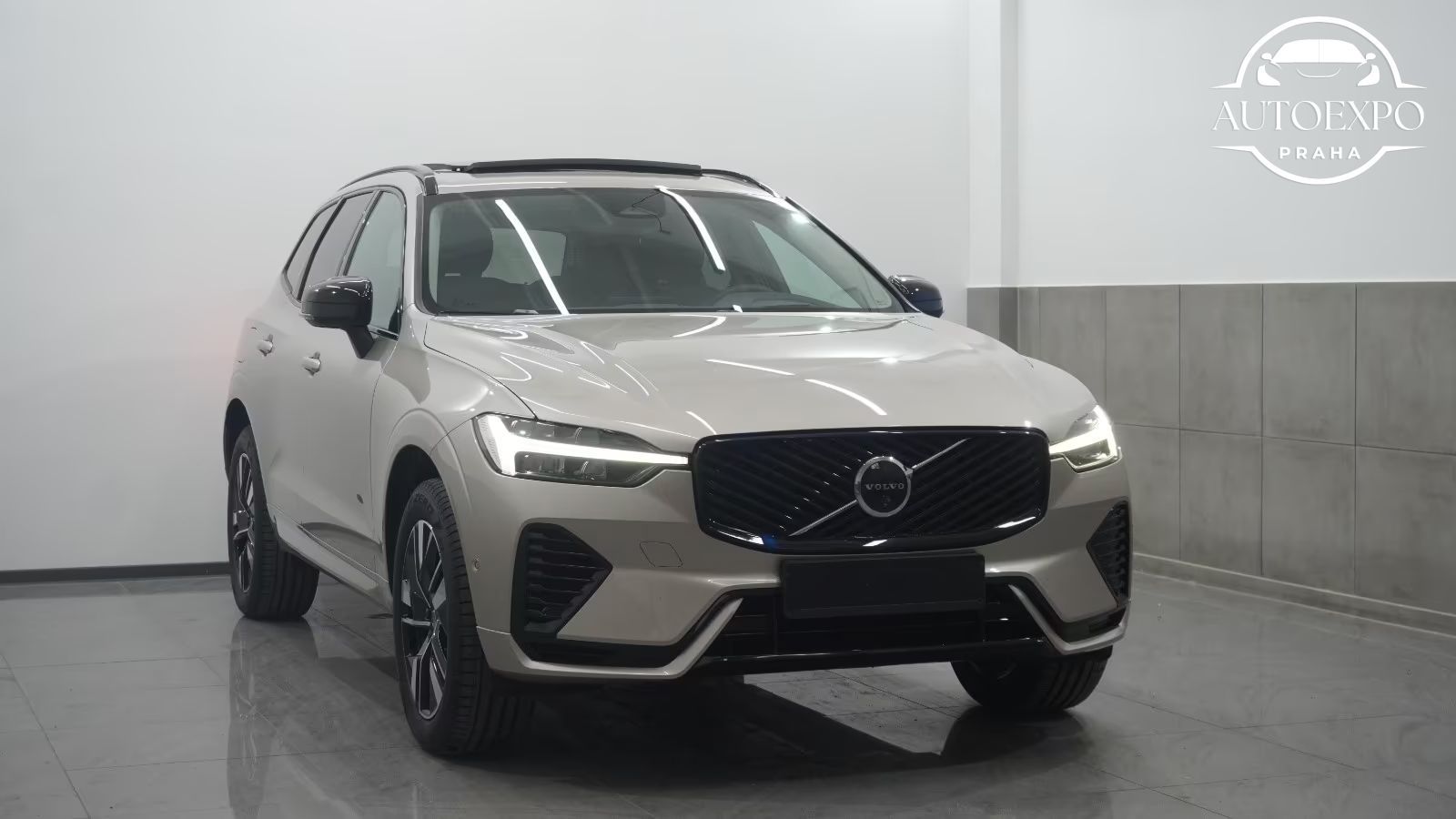Volvo XC60, T6 Dark Facelift*Panorama - fotka 3