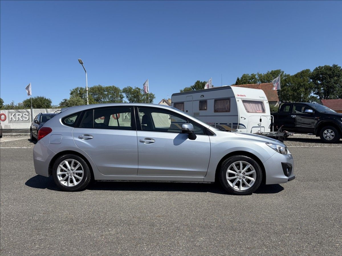 Subaru Impreza, 1,6 i  4x4 1.MAJITELKA!! Jen57 - fotka 3