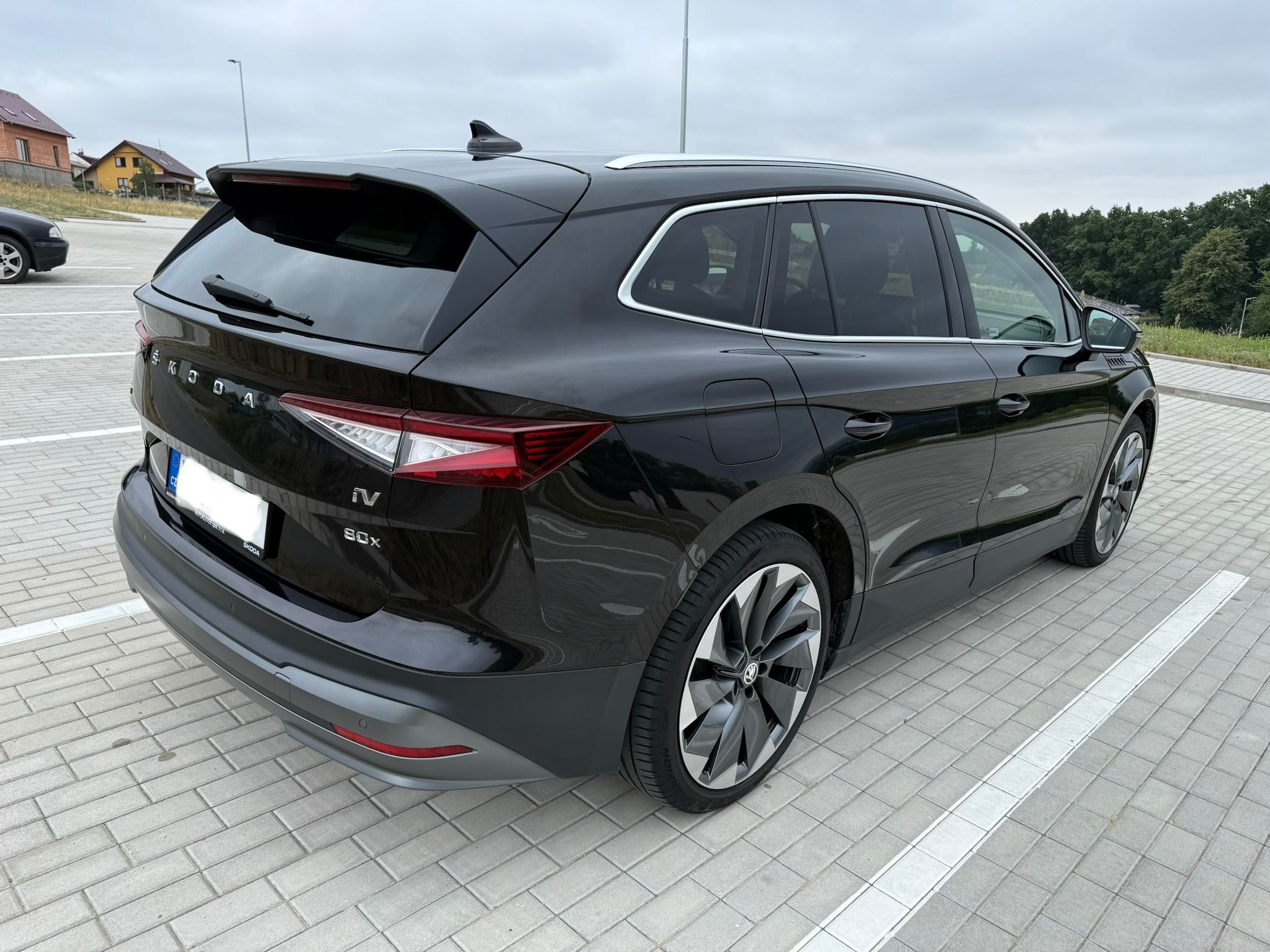 Škoda Enyaq iV, 80x - fotka 4