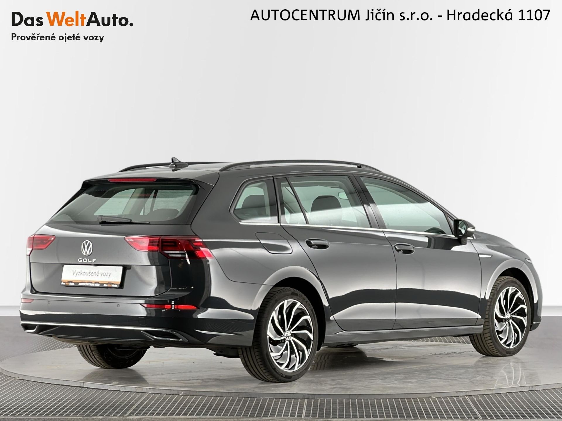 Volkswagen Golf, Style 2.0 TSI 140kW DSG - fotka 2