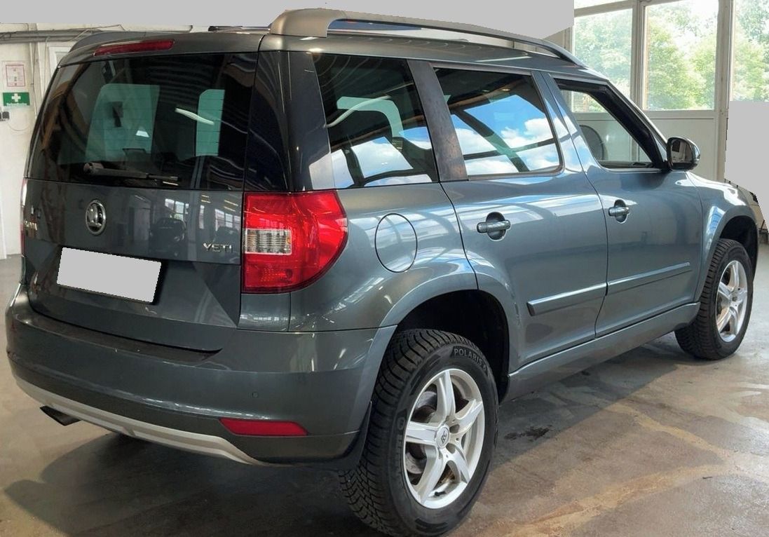 Škoda Yeti, 1.4Tsi 92KW VYHŘ.SED MF VOLANT - fotka 5