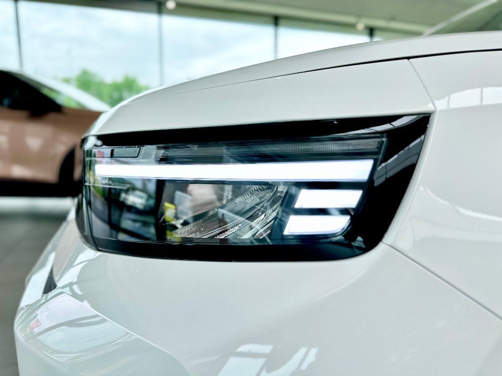 Opel Frontera, Edition Hybrid + ZP Zdarma - fotka 4
