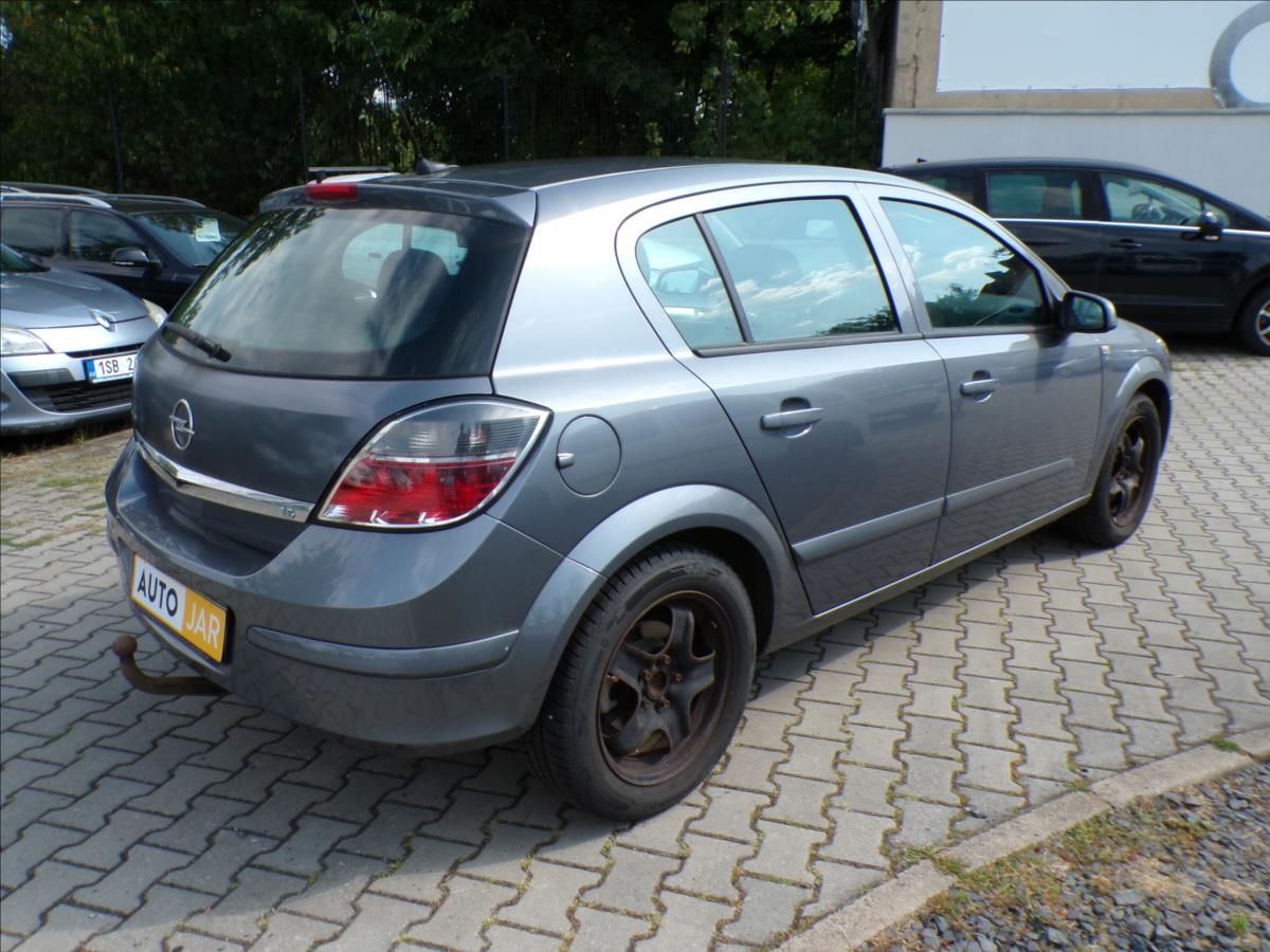 Opel Astra, 1,6   AUTOMAT,TAŽ.ZAŘ. - fotka 4