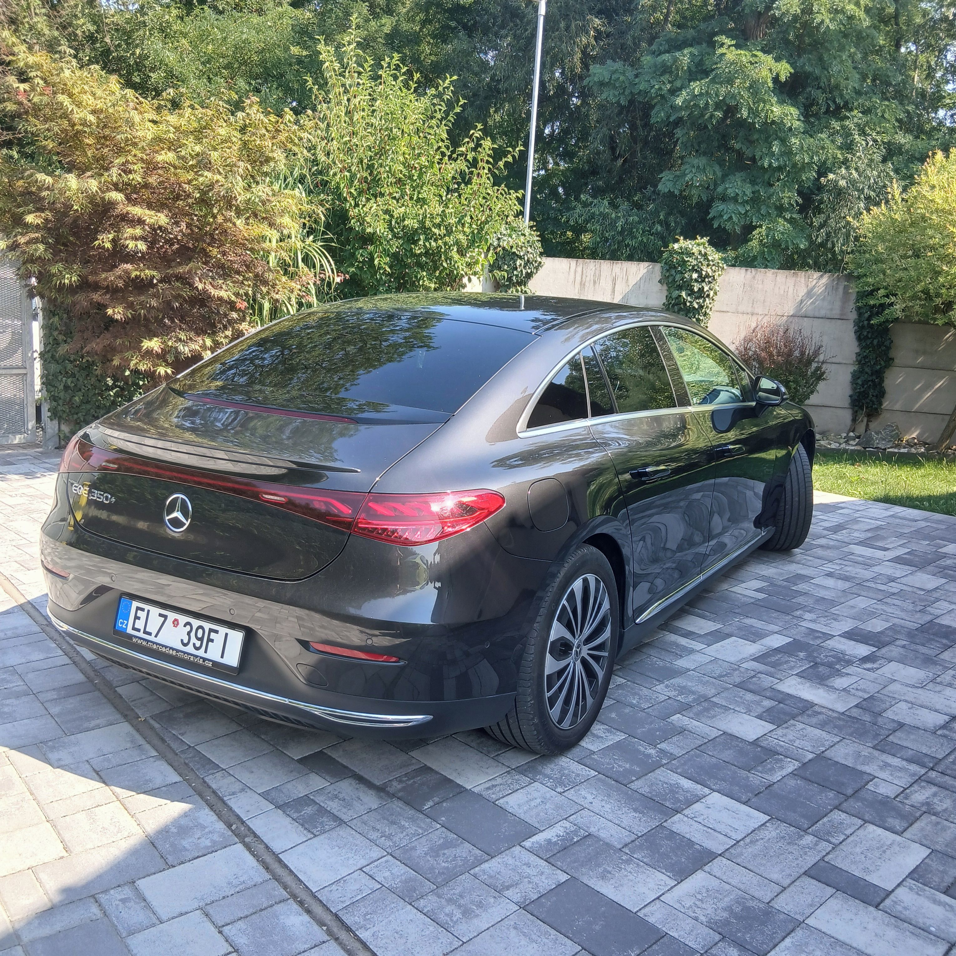 Mercedes-Benz EQE, Mercedes - Benz EQE 350+ - fotka 6