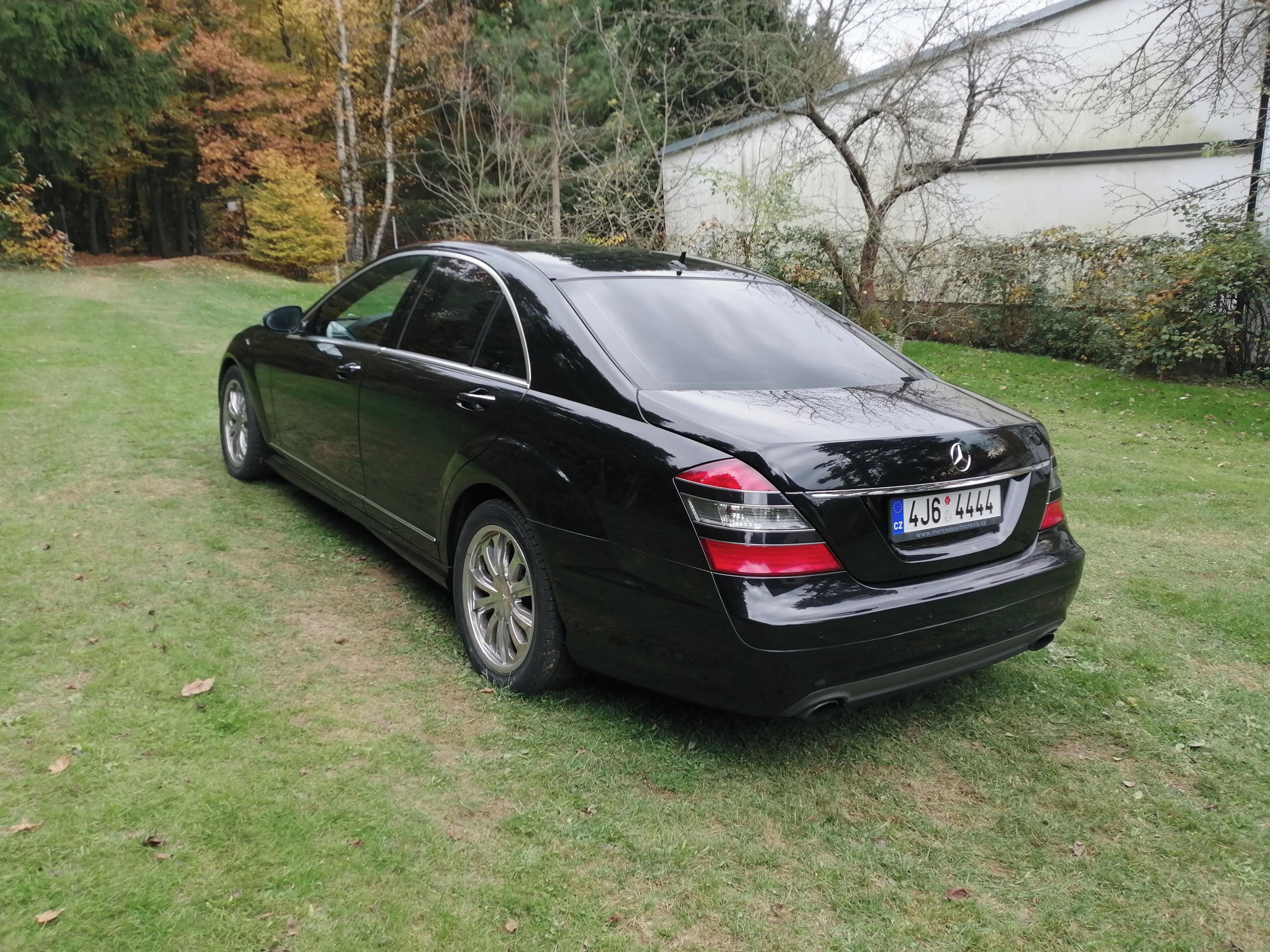 Mercedes-Benz Třídy S, 4MATIC - fotka 4