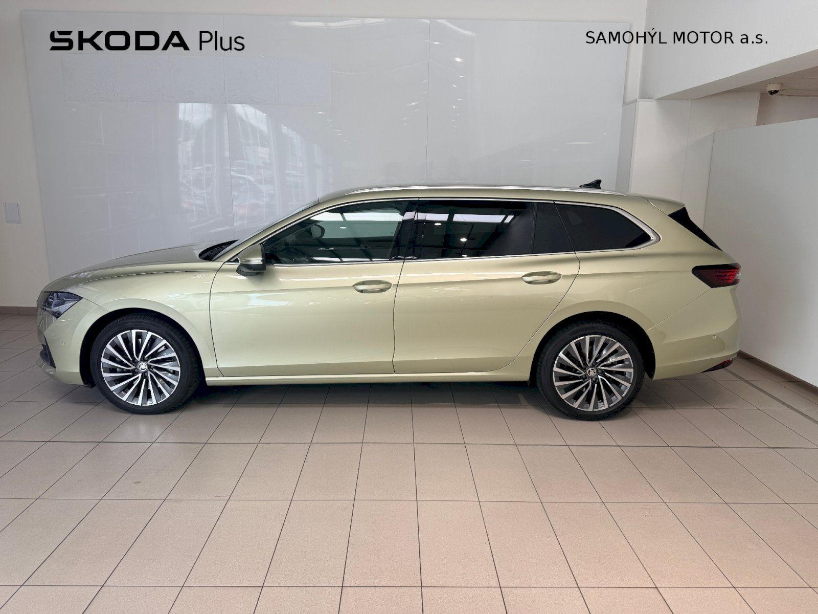 Škoda Superb, 2.0 TDI 142 kW A7A 4x4 L&K - fotka 3