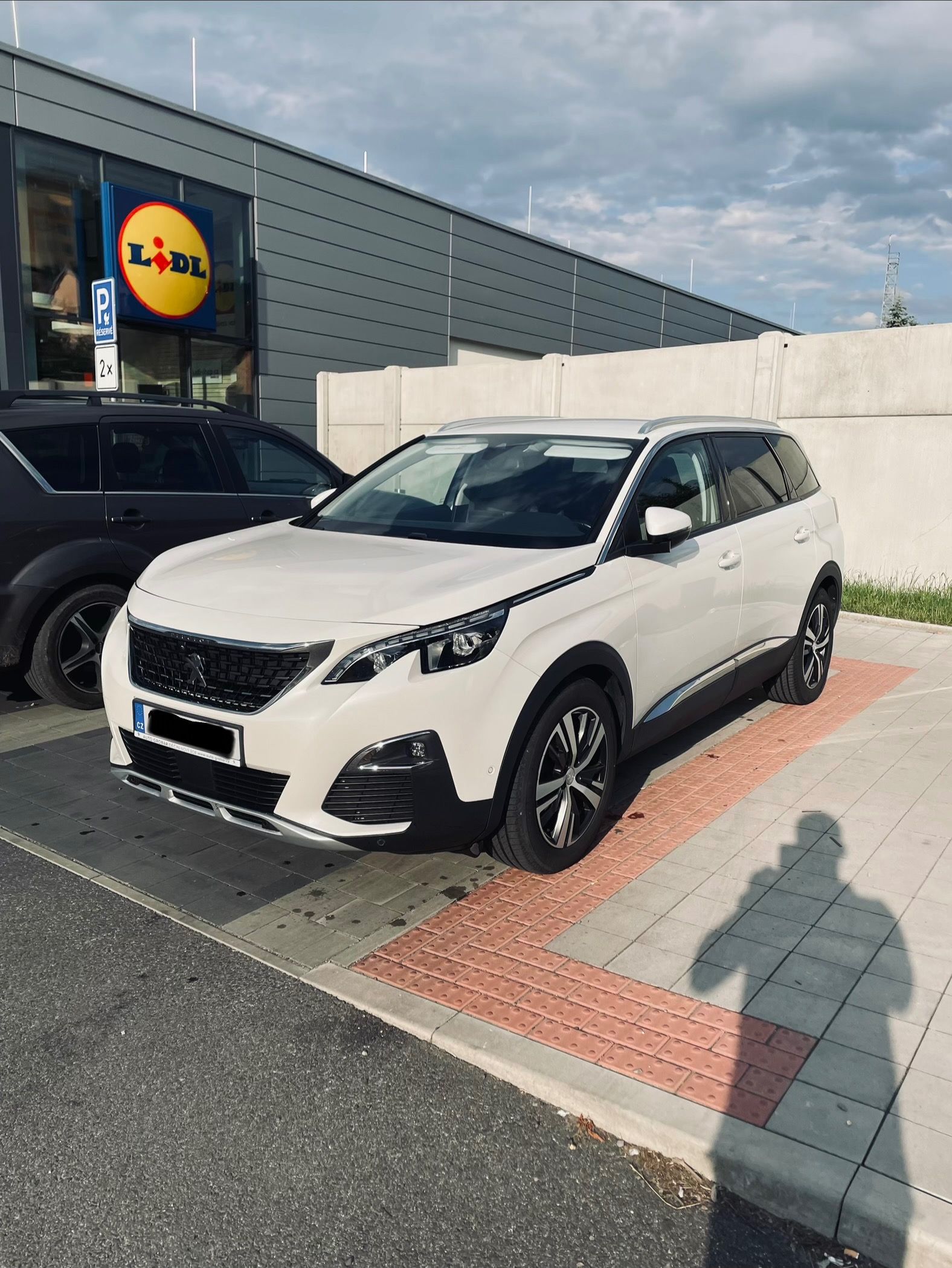 Peugeot 5008, 1.5 BlueHdi - fotka 2