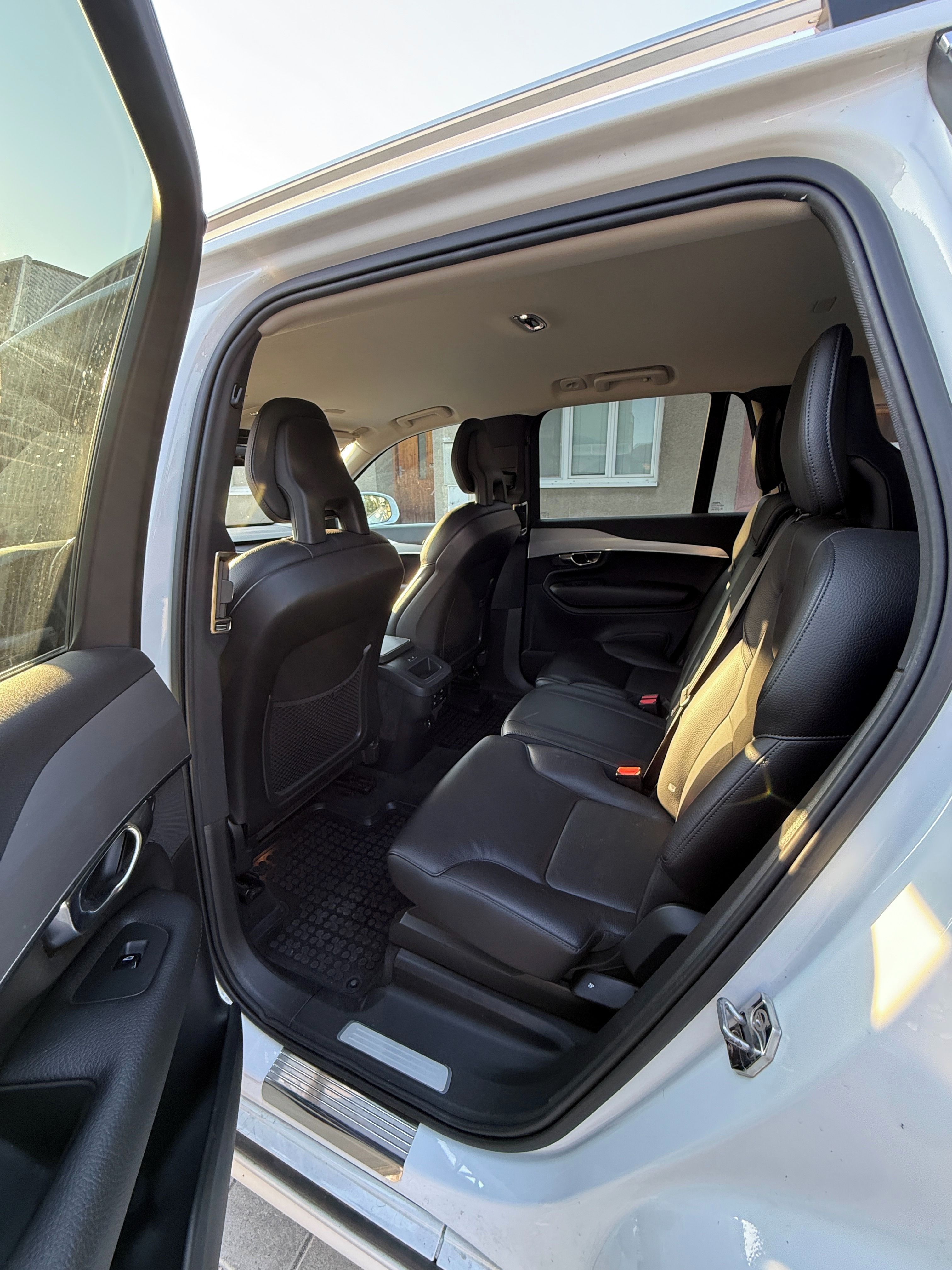 Volvo XC90, VOLVO XC90 D5 173KW MODEL 2017 - fotka 5