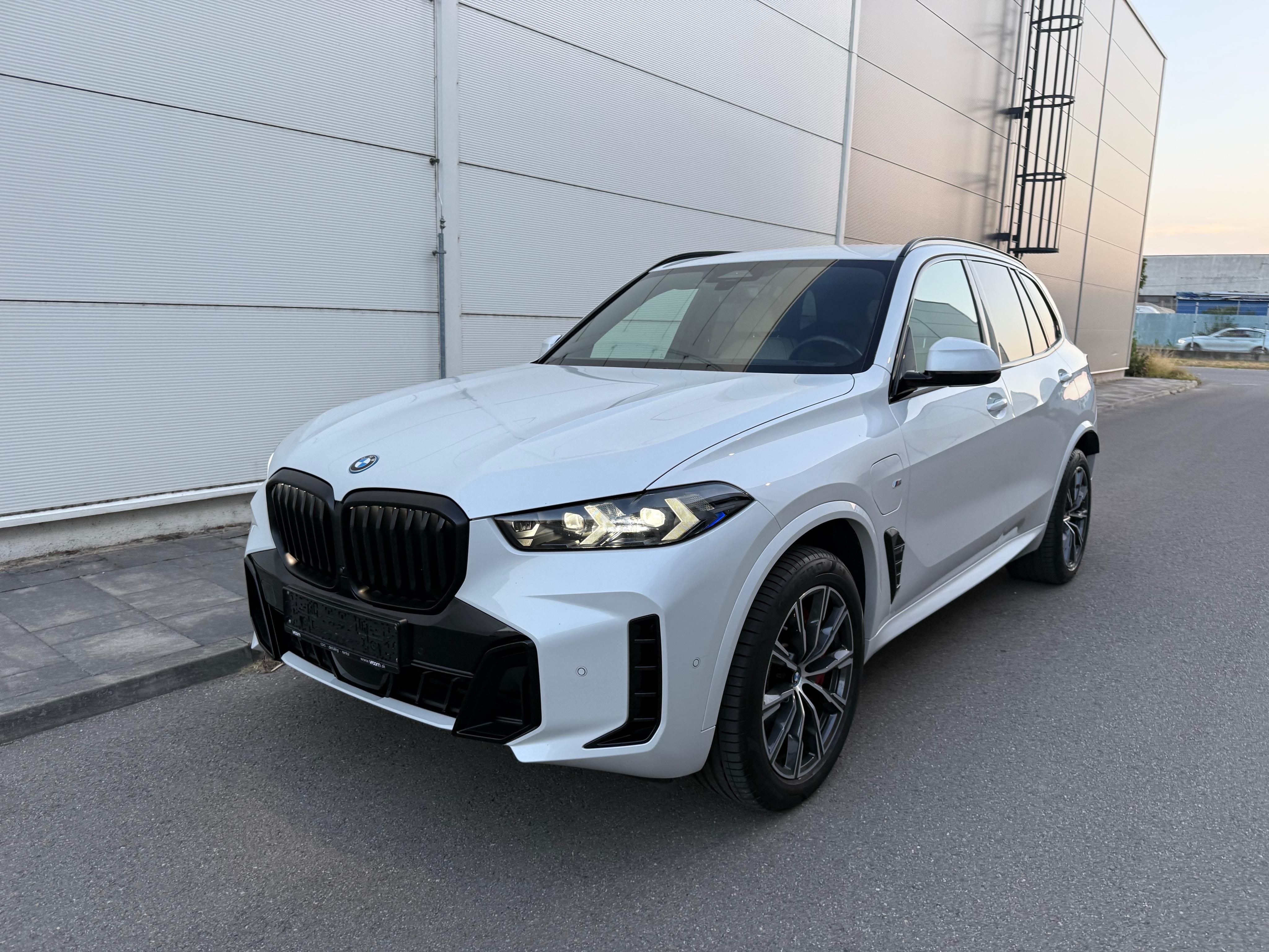 BMW X5, 50e M packet - fotka 4
