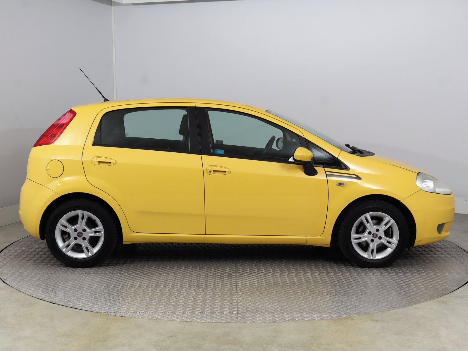 Fiat Punto, 1.2, servisované - fotka 6