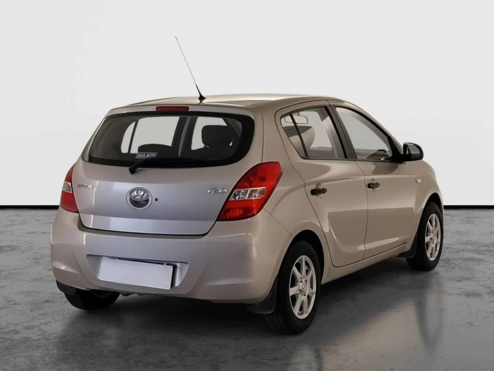 Hyundai i20, 1.2, Serv.kniha, po STK, Tažné - fotka 5