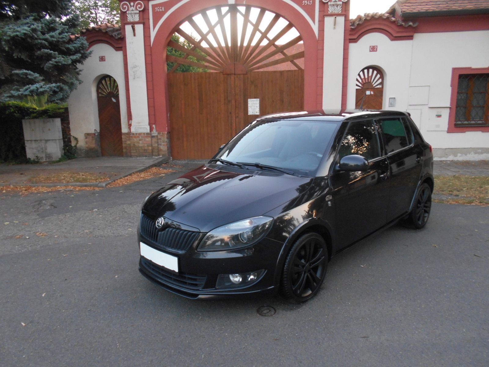 Škoda Fabia, 1,2 TSI 7 KW.MONTE CARLO LIMIT - fotka 4