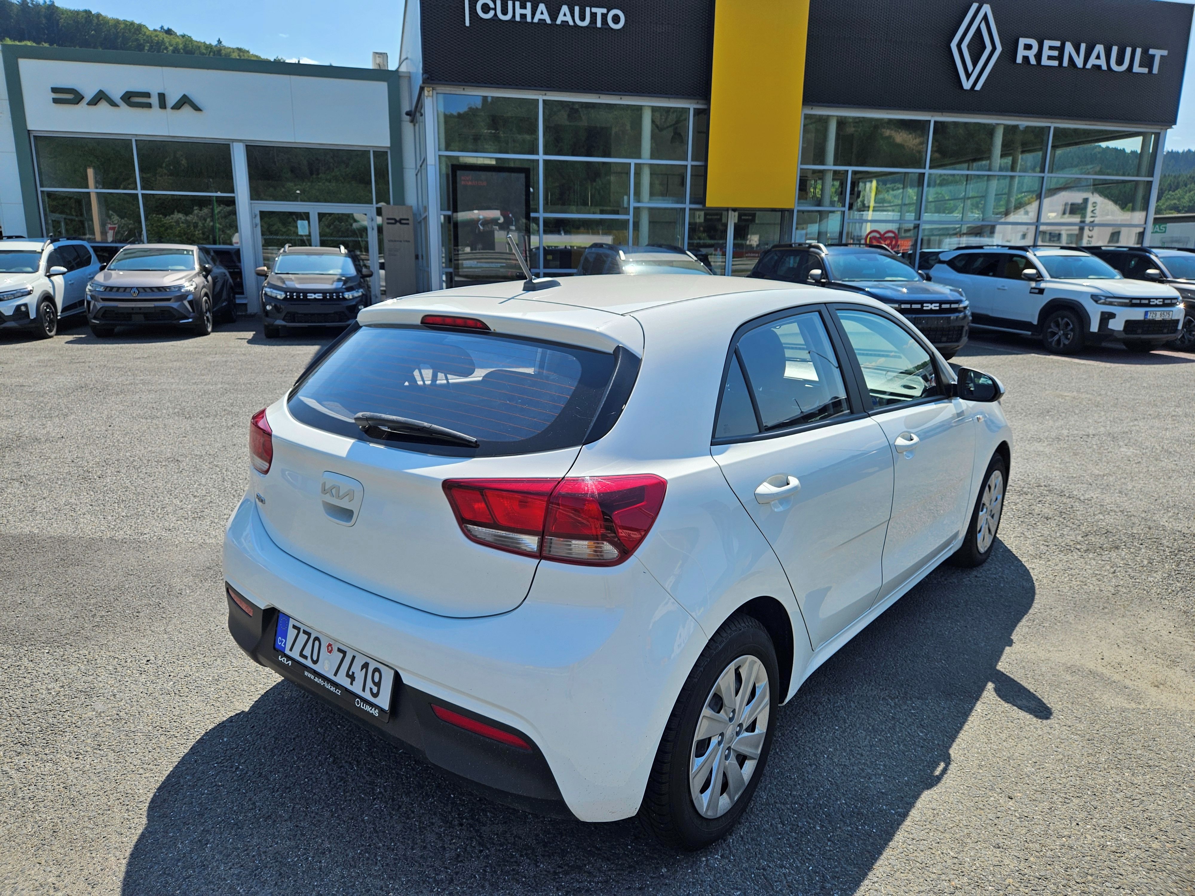 Kia Rio, 1.2 - NAJETO 36.000 km - fotka 5
