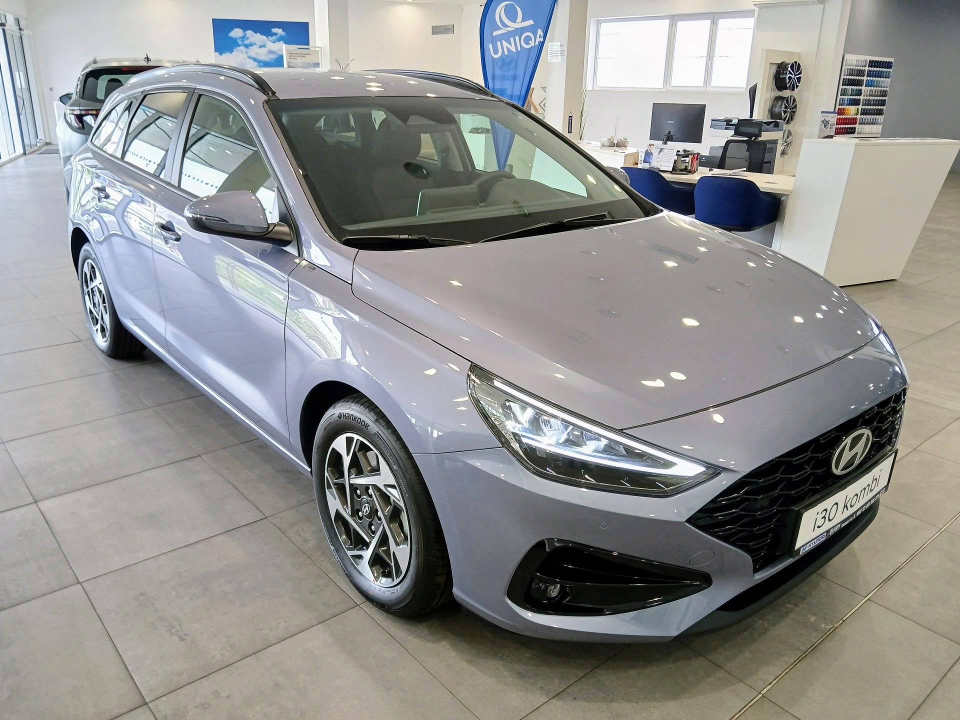 Hyundai i30, 1.0 T-GDI GO Czech!