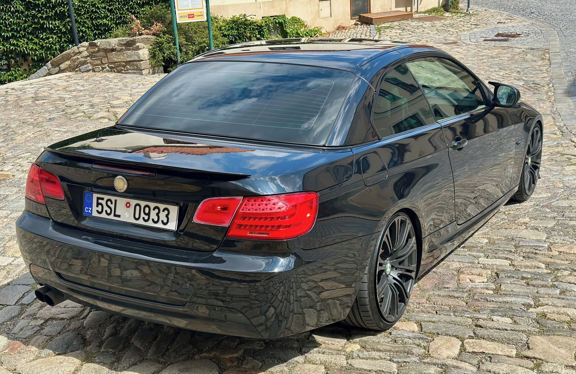 BMW Řada 3, 330i E93, N53, kabrio, 19” - fotka 5