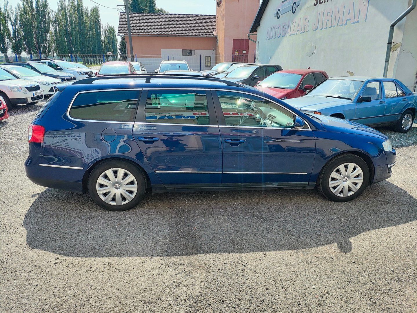 Volkswagen Passat, 2,0 TDi Comfortline - fotka 6