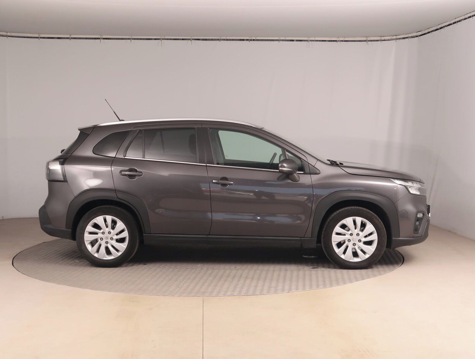 Suzuki SX4 S-Cross, 1.4 BoosterJet, GL+, 4X4 - fotka 6