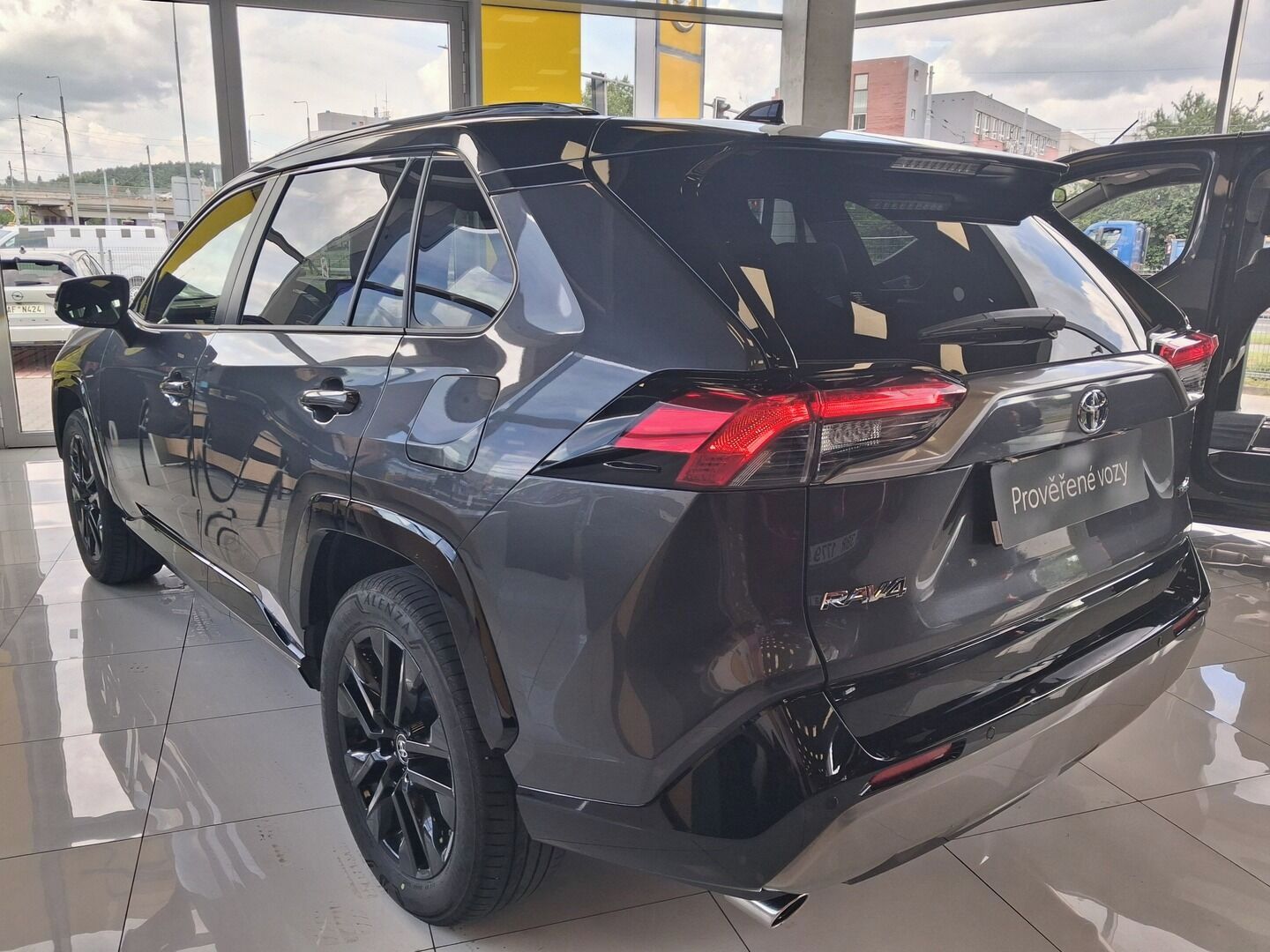 Toyota Rav4, 2.5HEV 131kW 2025 - fotka 4