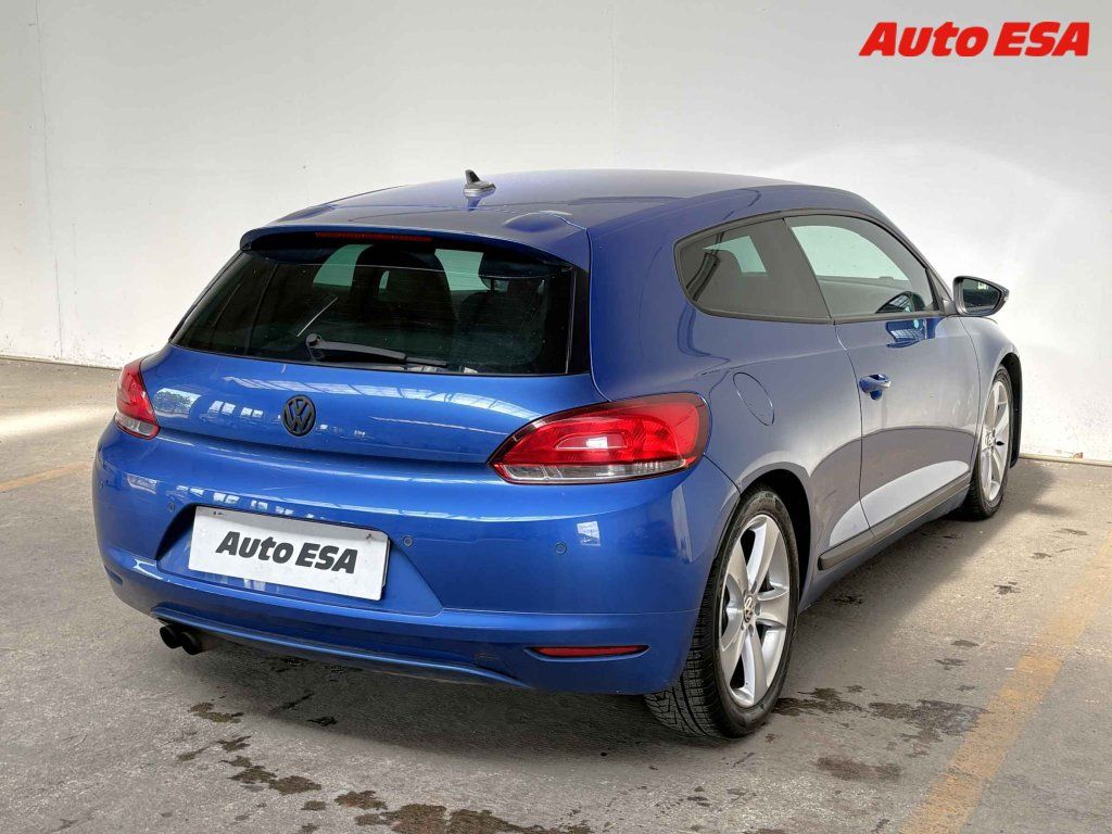 Volkswagen Scirocco, 2.0 - fotka 4