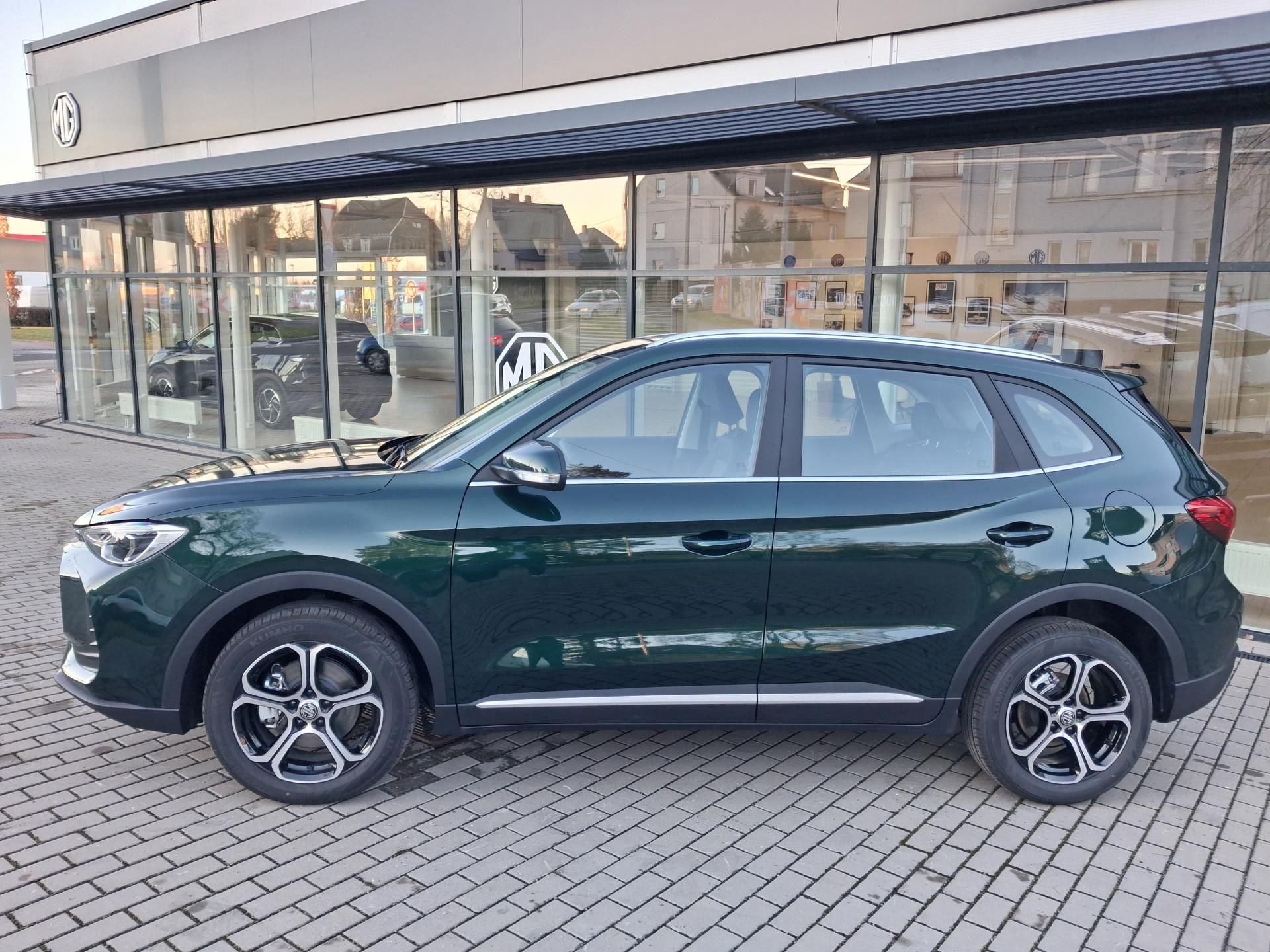 MG ZS, EMOTION Hybrid+ 145kW 4AT - fotka 2