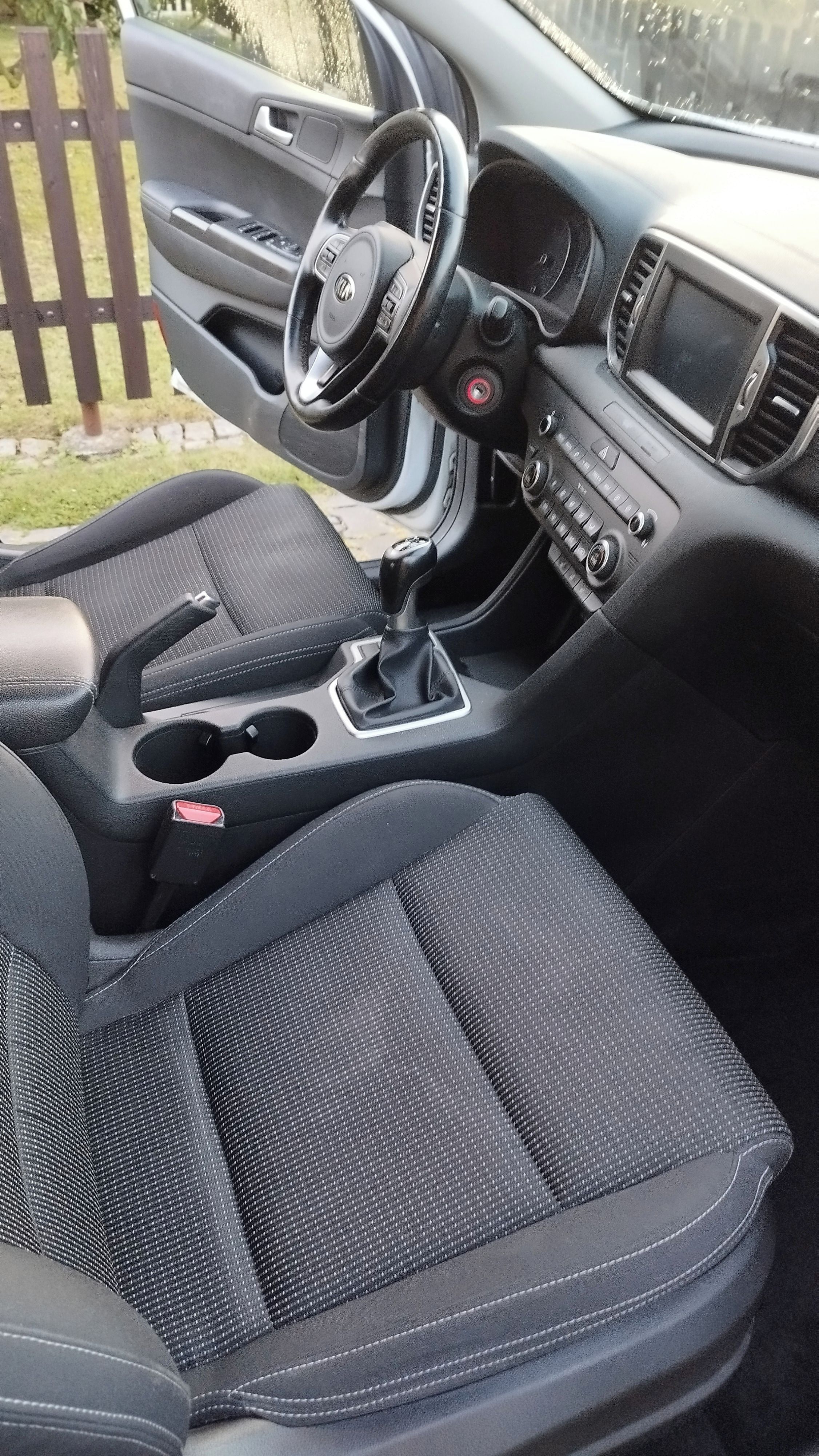 Kia Sportage, 1,6 GDI, exclusive - fotka 6