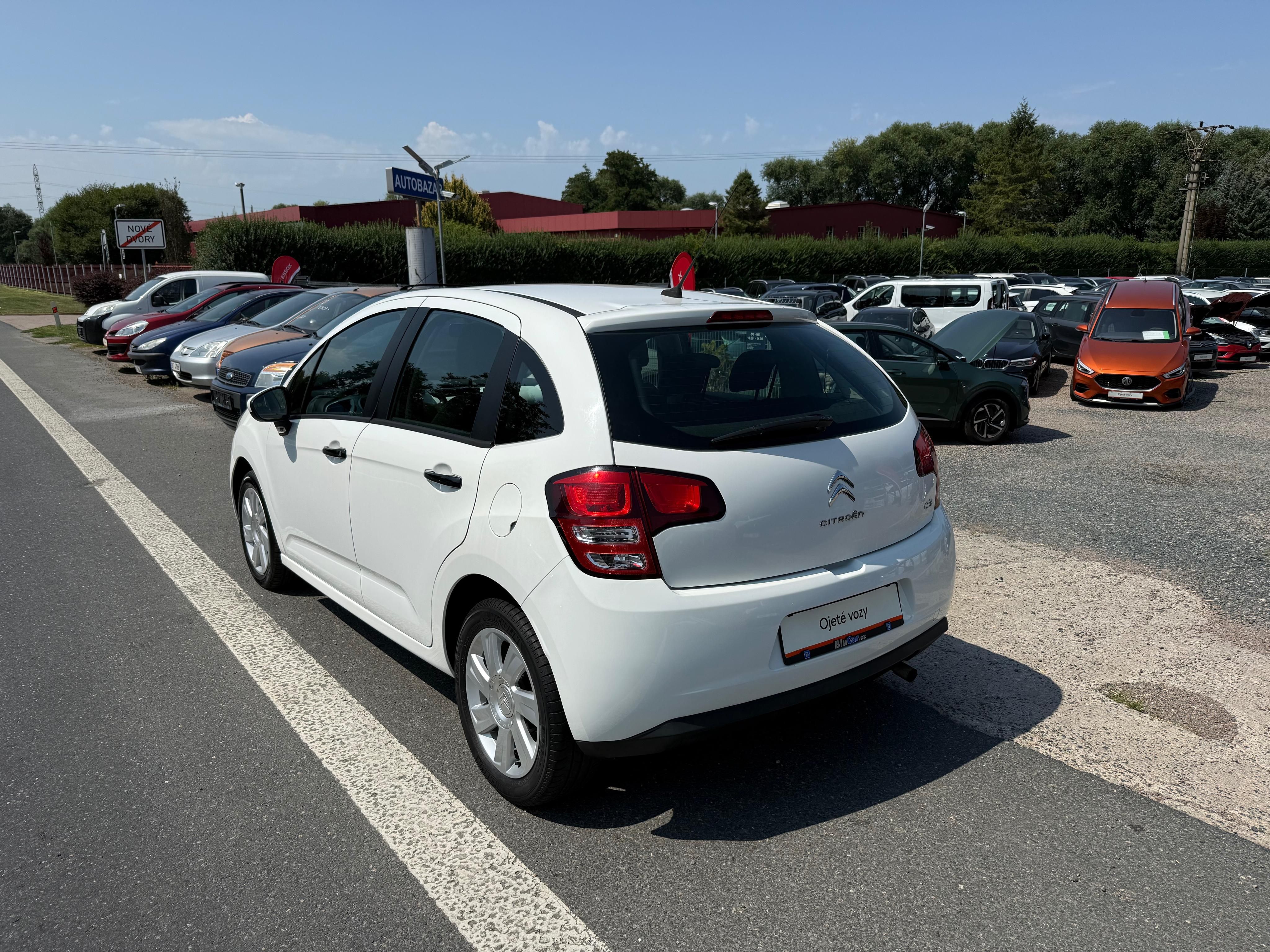 Citroën C3, 1.2i 60kw ČR Klima 1.Maj - fotka 3