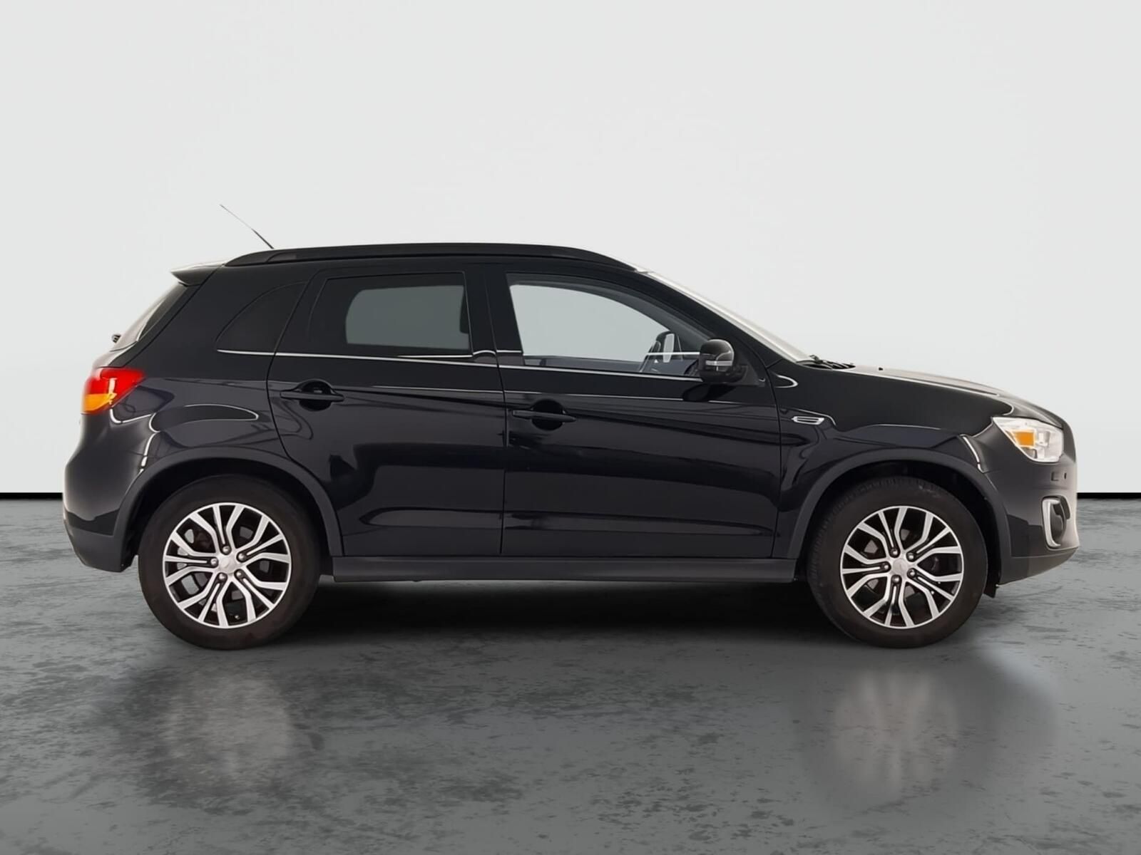 Mitsubishi ASX, 2.2 DI-D, 4X4, Automat - fotka 6