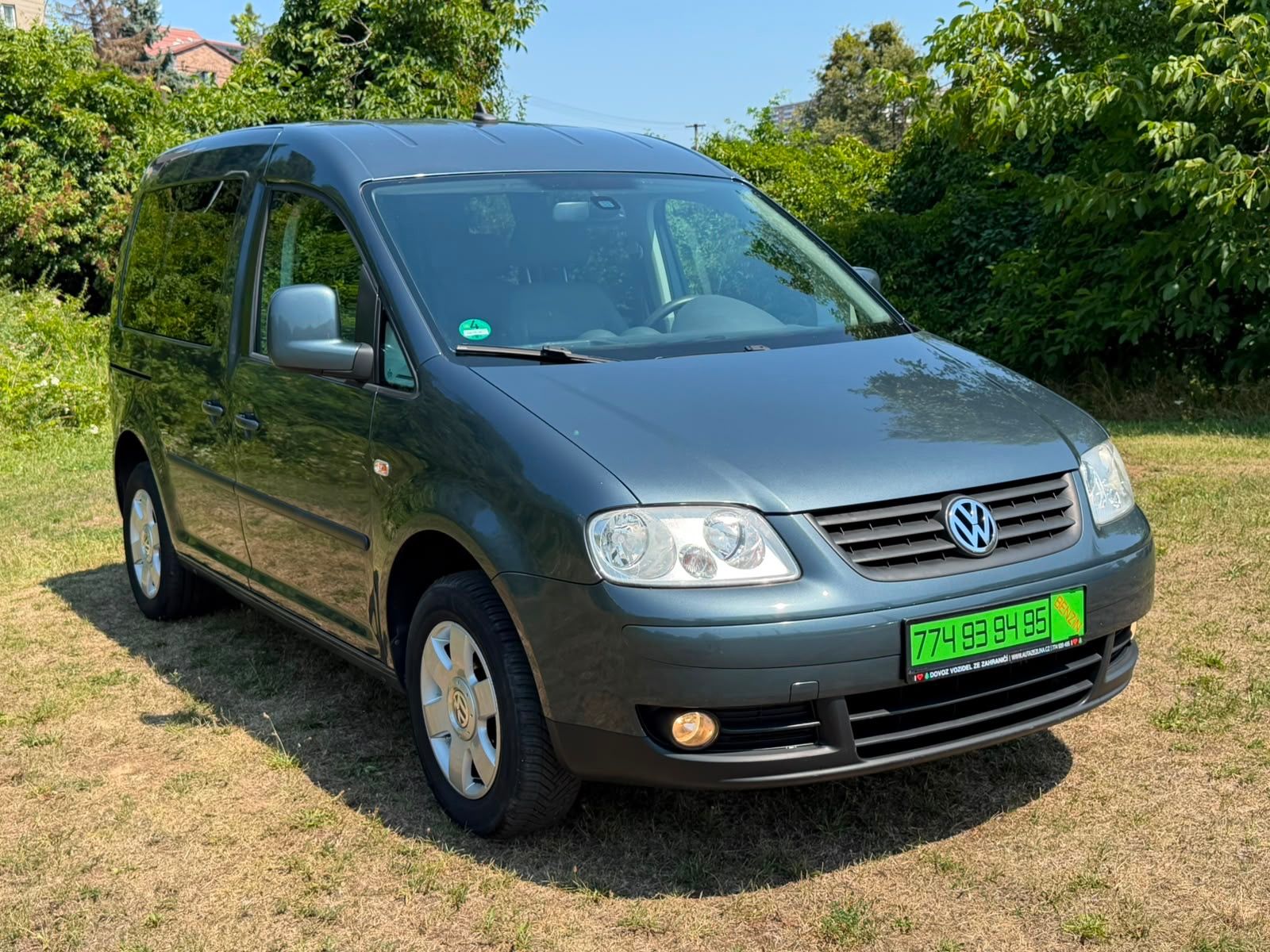 Volkswagen Caddy, LIFE 1,6 MPI - 75 KW - fotka 3