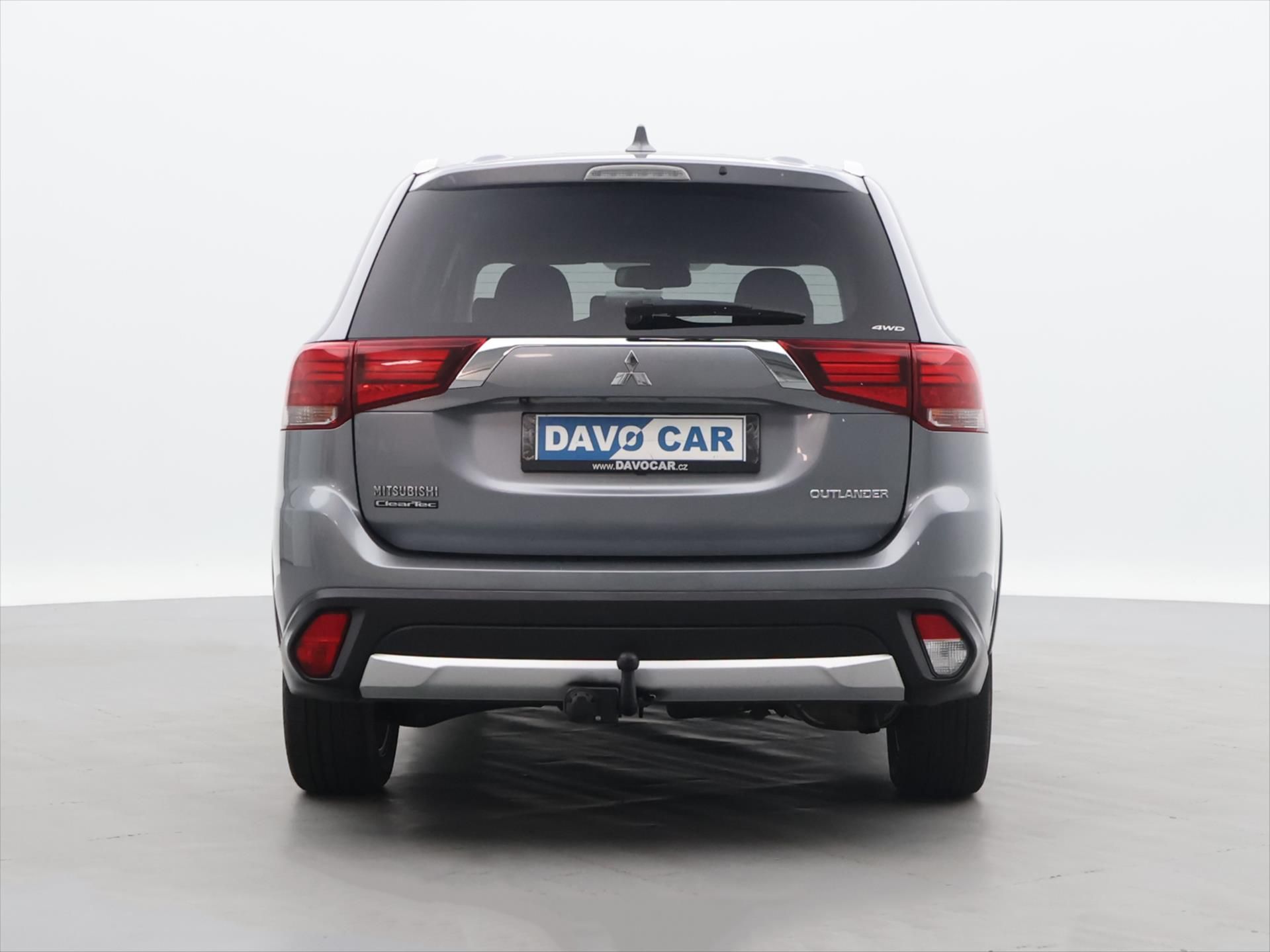 Mitsubishi Outlander, 2,0 Mivec Intense CVT 4WD - fotka 5