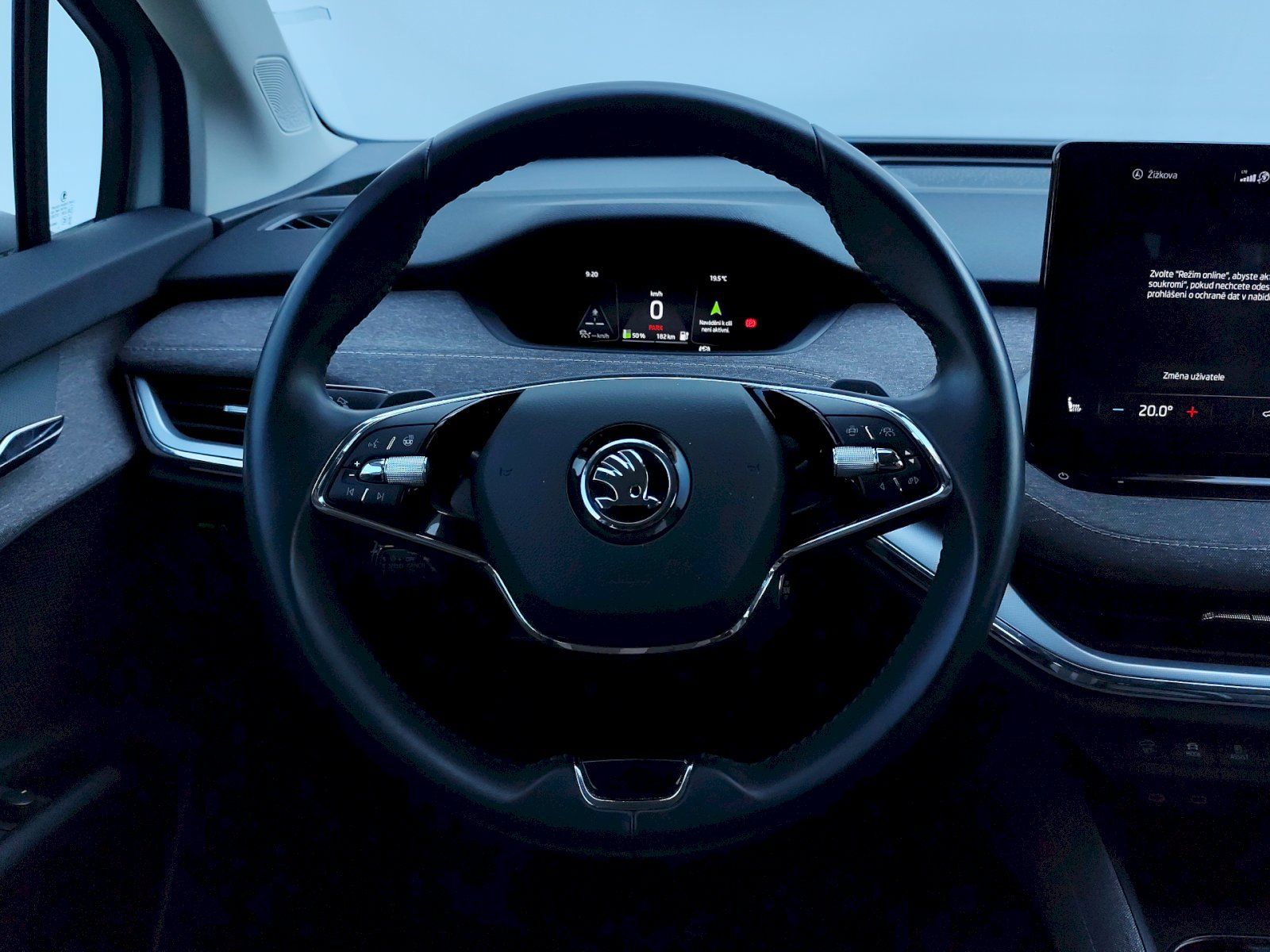 Škoda Enyaq iV, 62 kWh Loft - fotka 5
