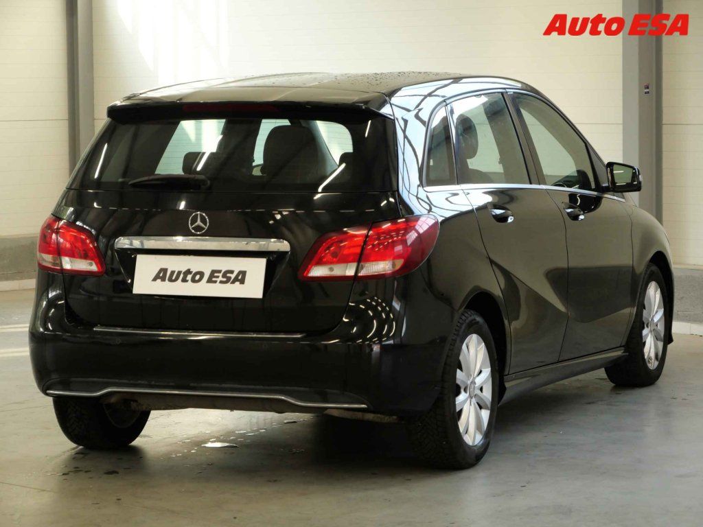 Mercedes-Benz Třídy B, 1.5i,ČR,autoAC - fotka 4