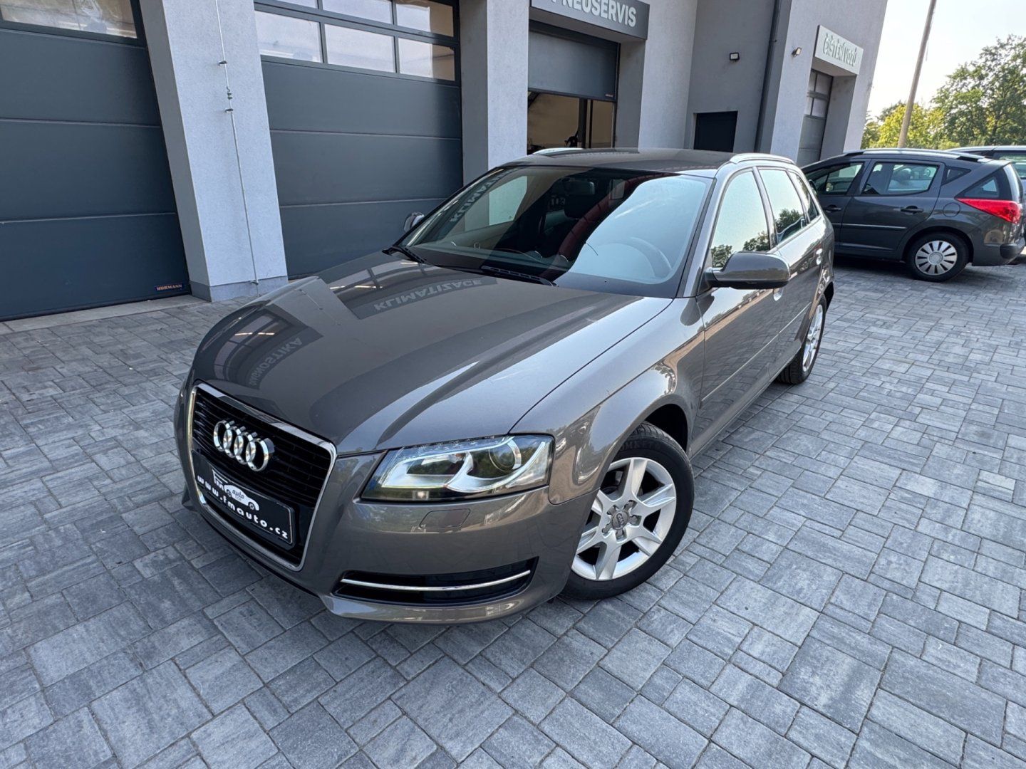 Audi A3, 1.2 TFSi, servisní kniha - fotka 2