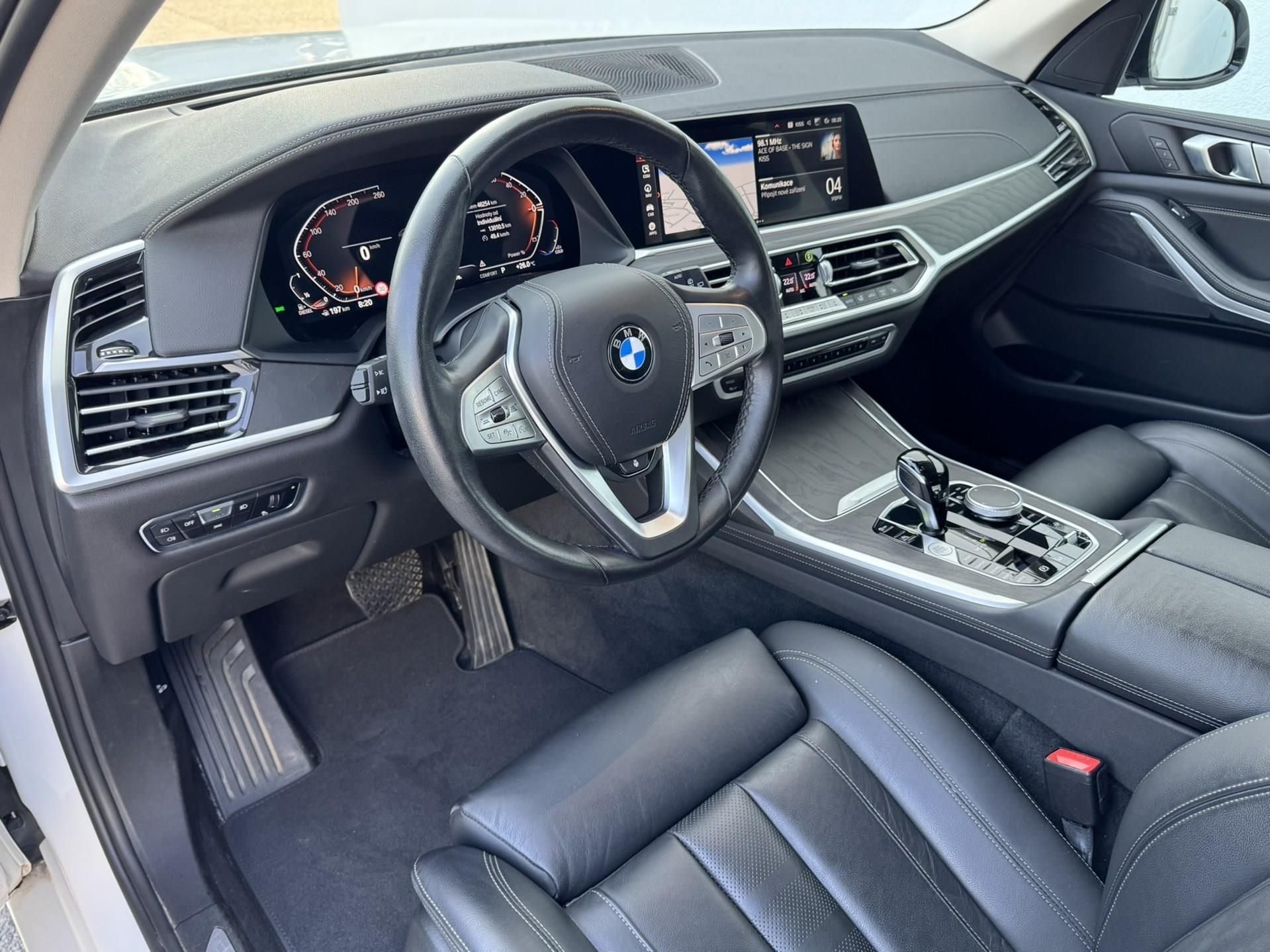 BMW X7, X7 xDrive40d - fotka 5