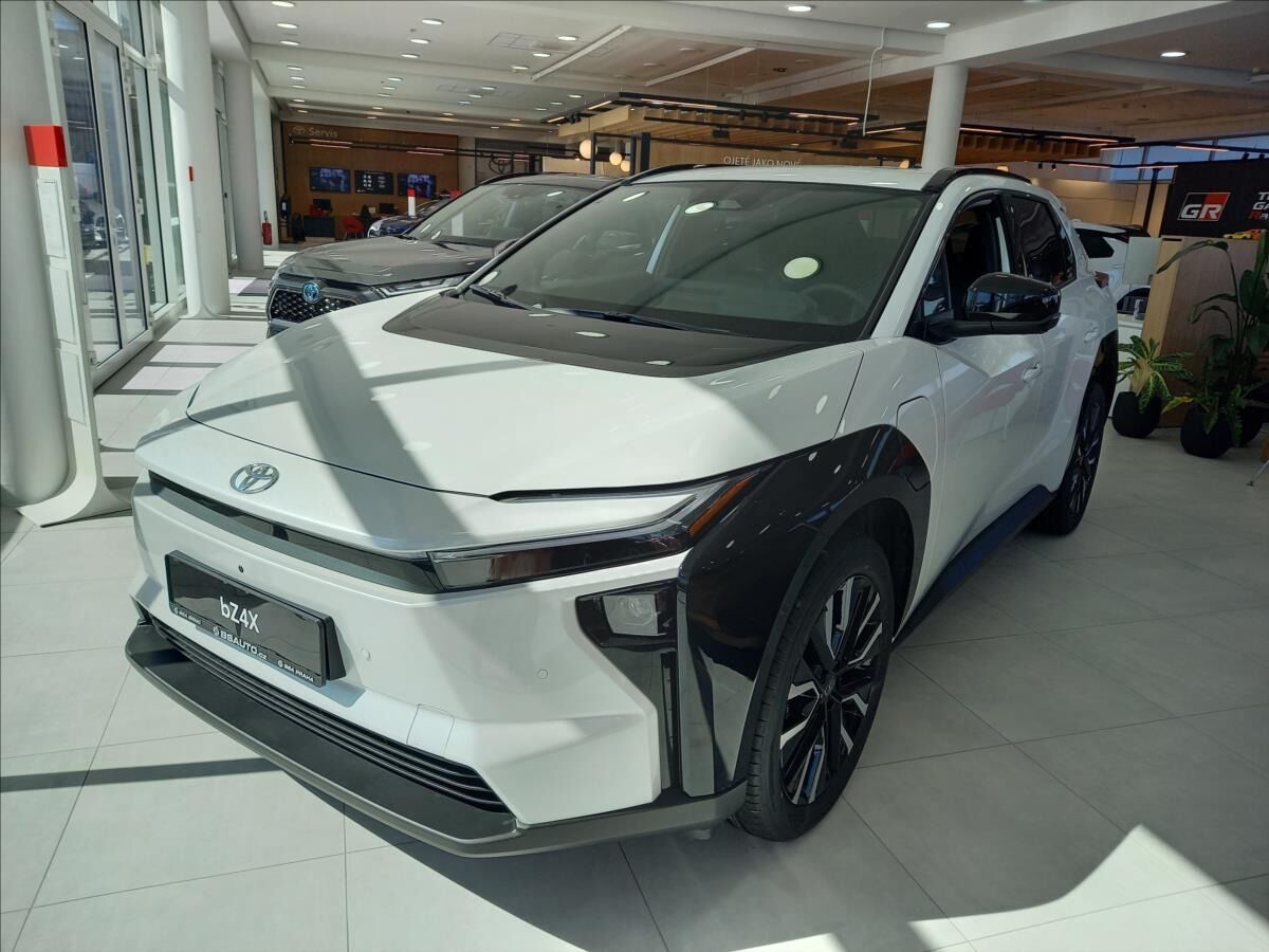 Toyota bZ4X, Executive