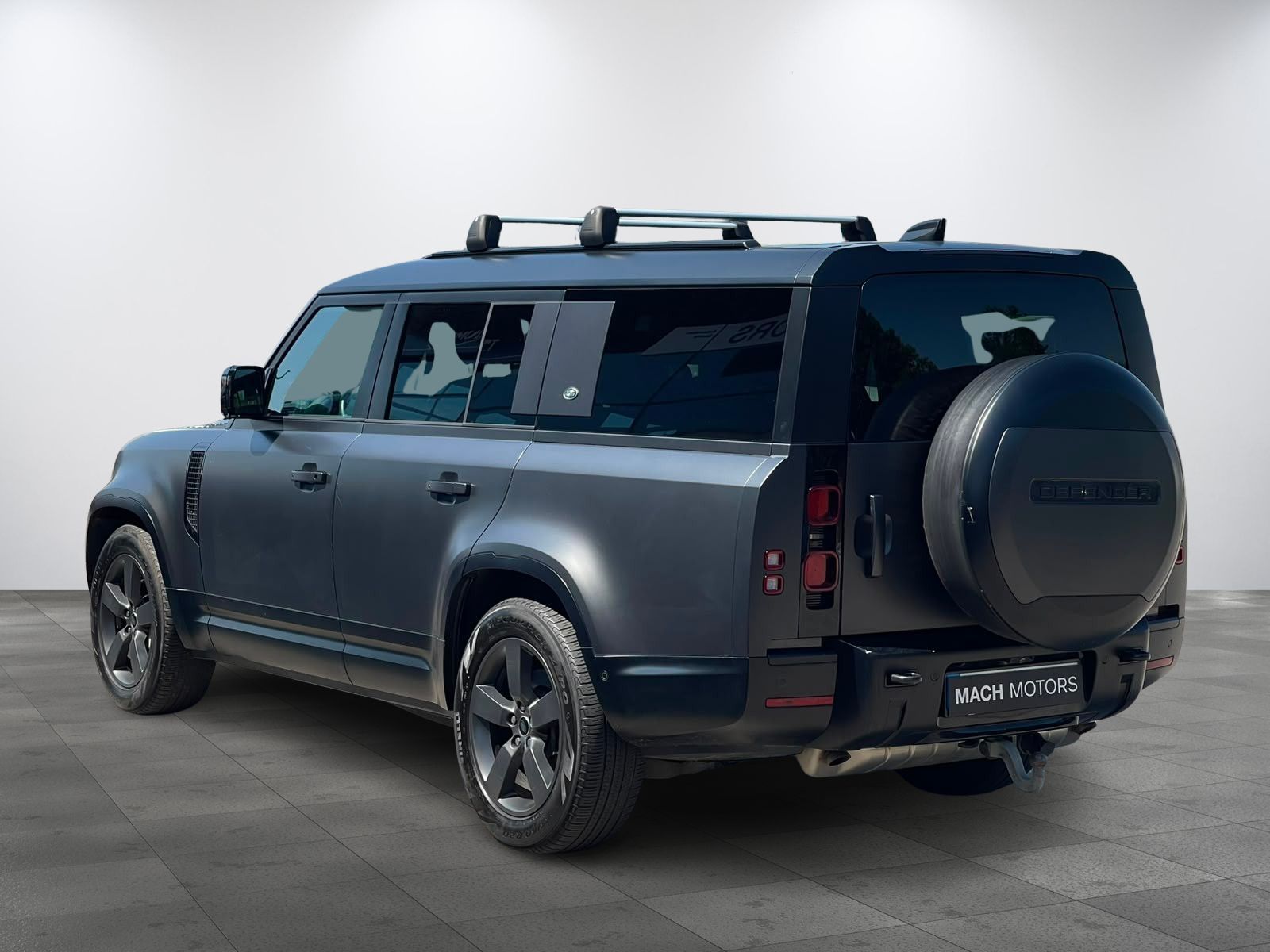 Land Rover Defender, SE 400 130 V6 Benzín, PANO, TZ - fotka 3