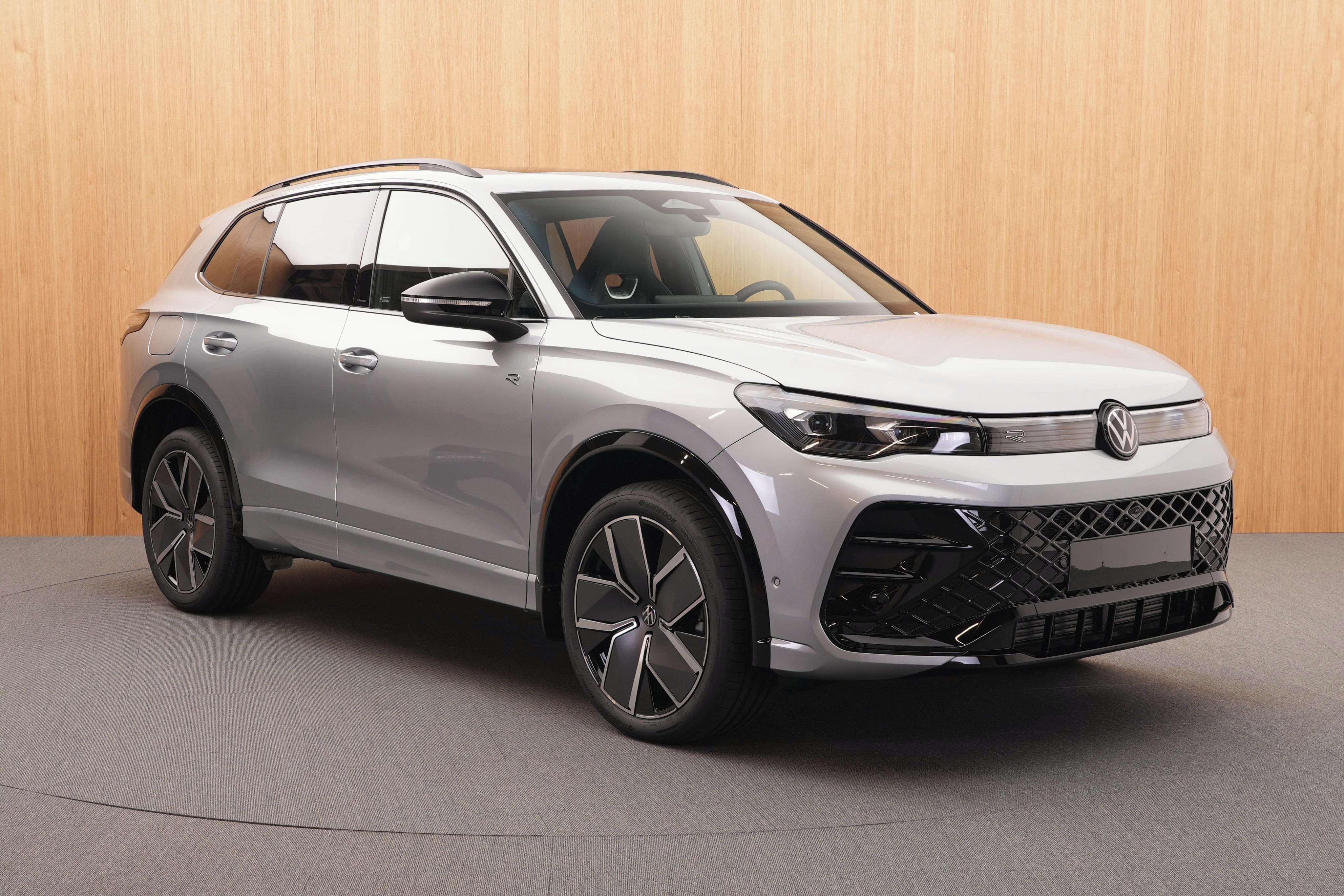 Volkswagen Tiguan, R-Line Edition 2.0 TDI 4x4 DSG - fotka 6