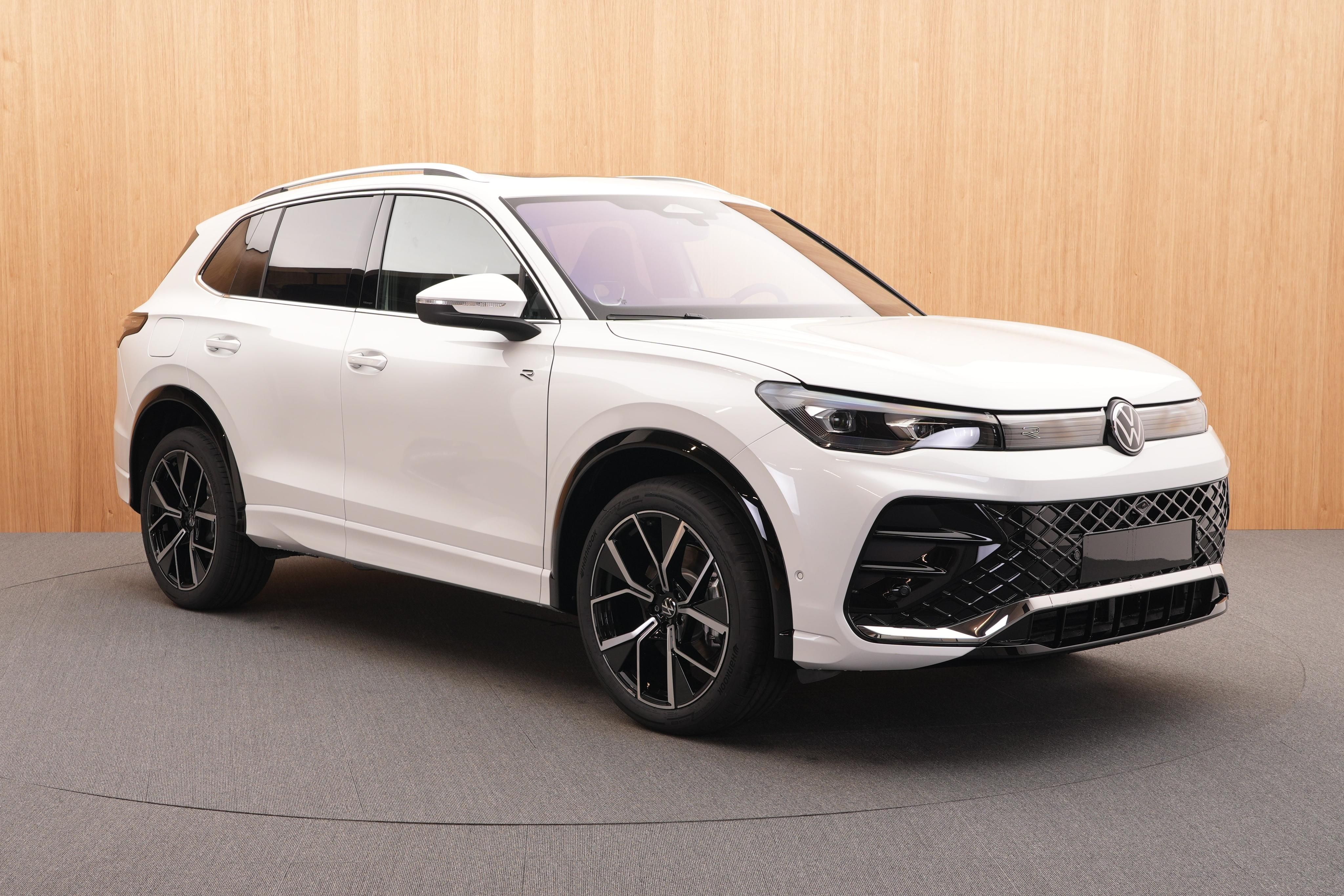 Volkswagen Tiguan, R-Line People Hybrid DSG - fotka 6