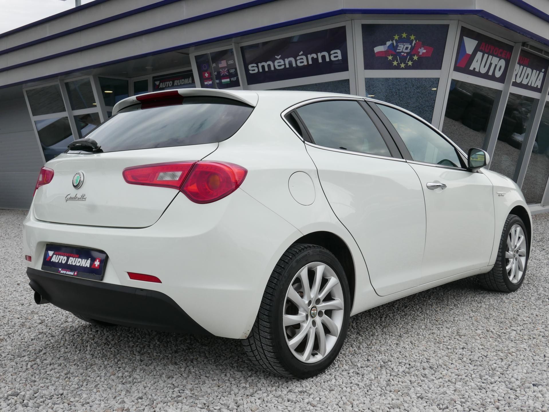 Alfa Romeo Giulietta, 1,4T 120PS ČR - fotka 6