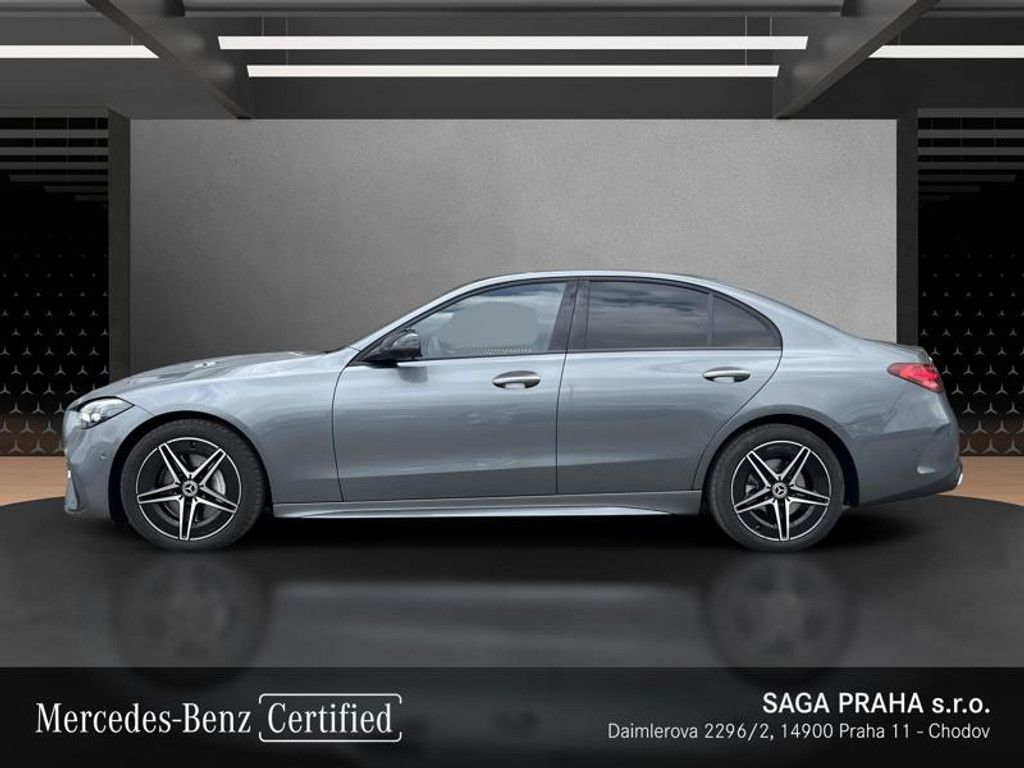 Mercedes-Benz Třídy C, C 220 d 4MATIC AMG Night - fotka 6