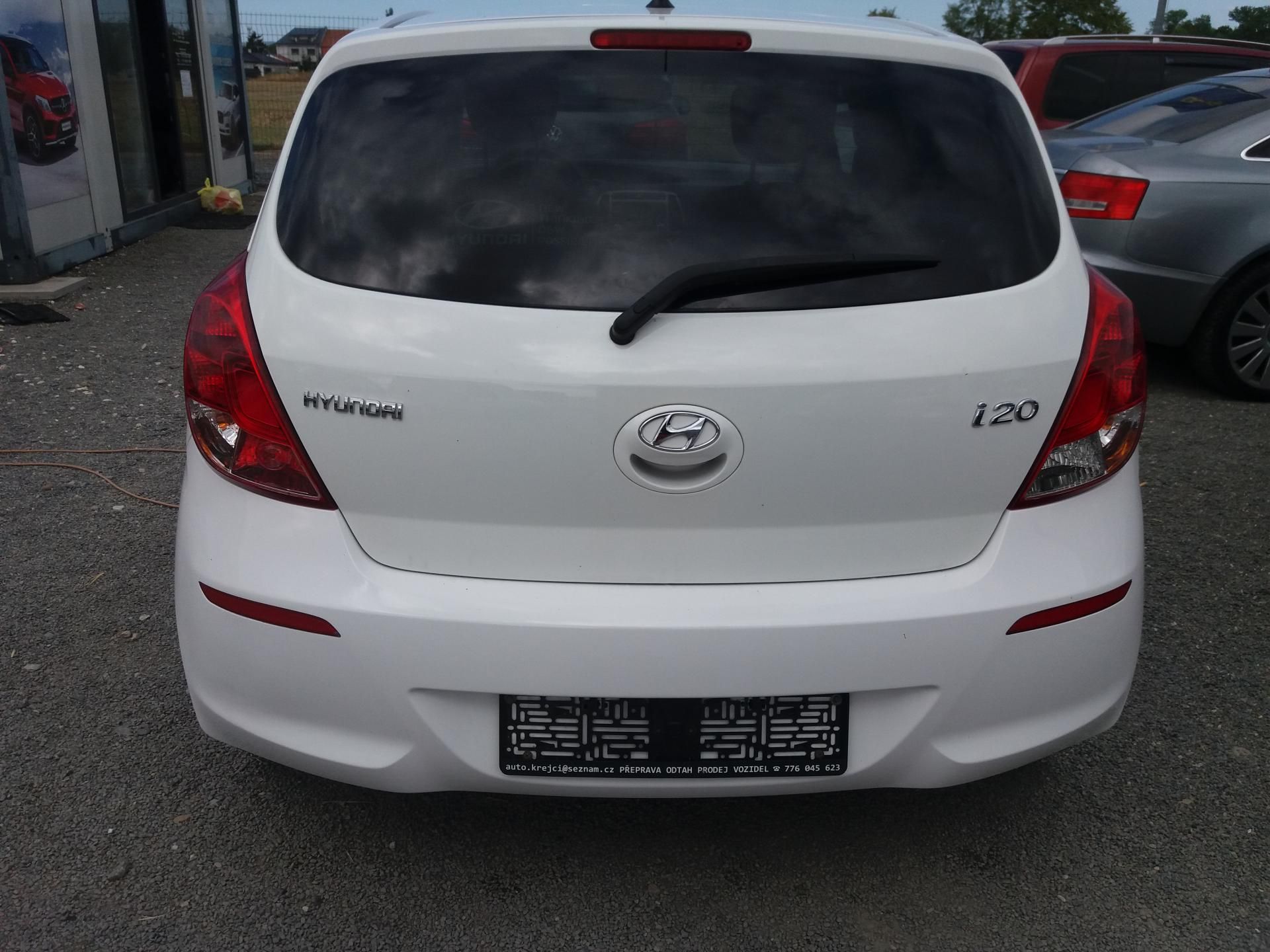 Hyundai i20, 1.2i,62kW,KLIMA,SERV.KNÍŽKA - fotka 4