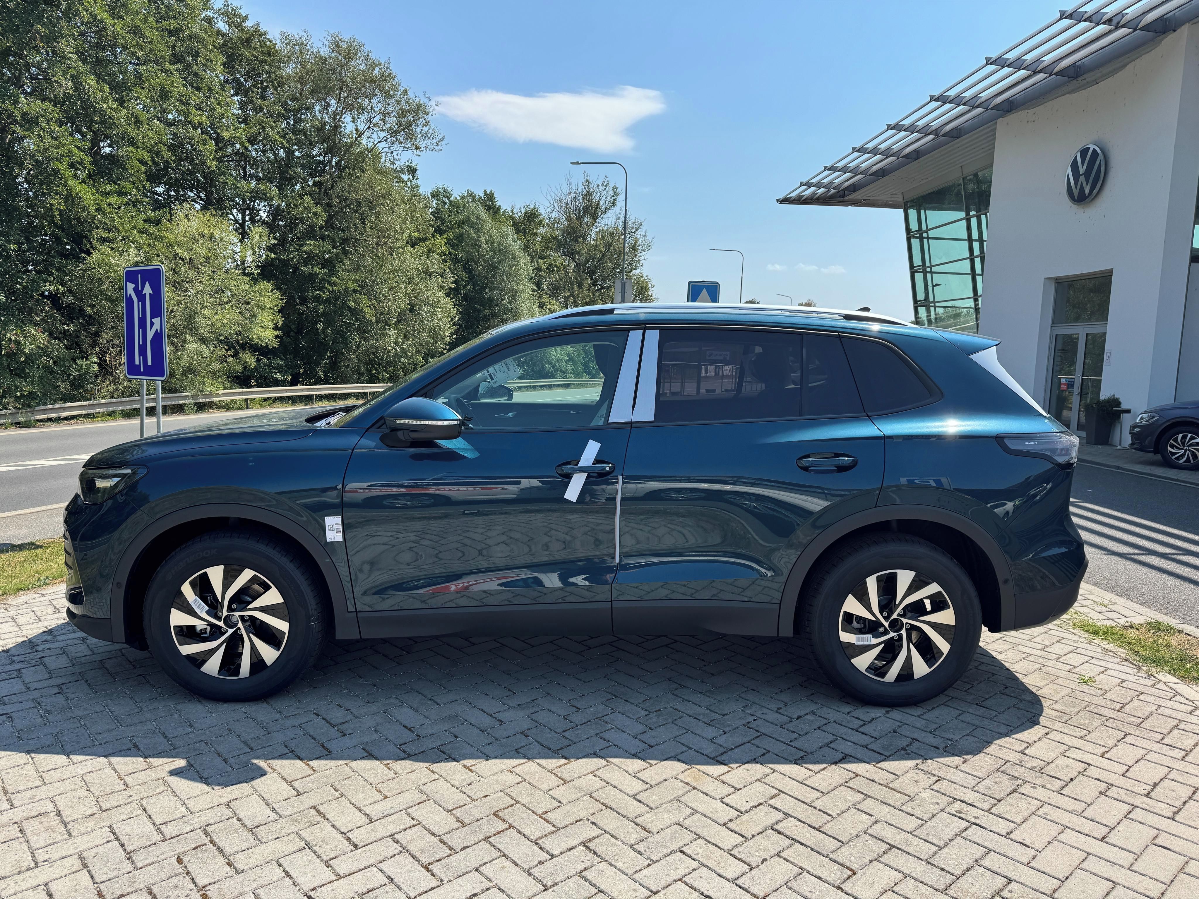 Volkswagen Tiguan, People 1.5 eTSI 110kW - fotka 4