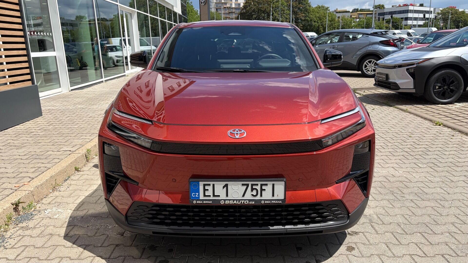 Toyota C-HR, Style Dynamic  + - fotka 2